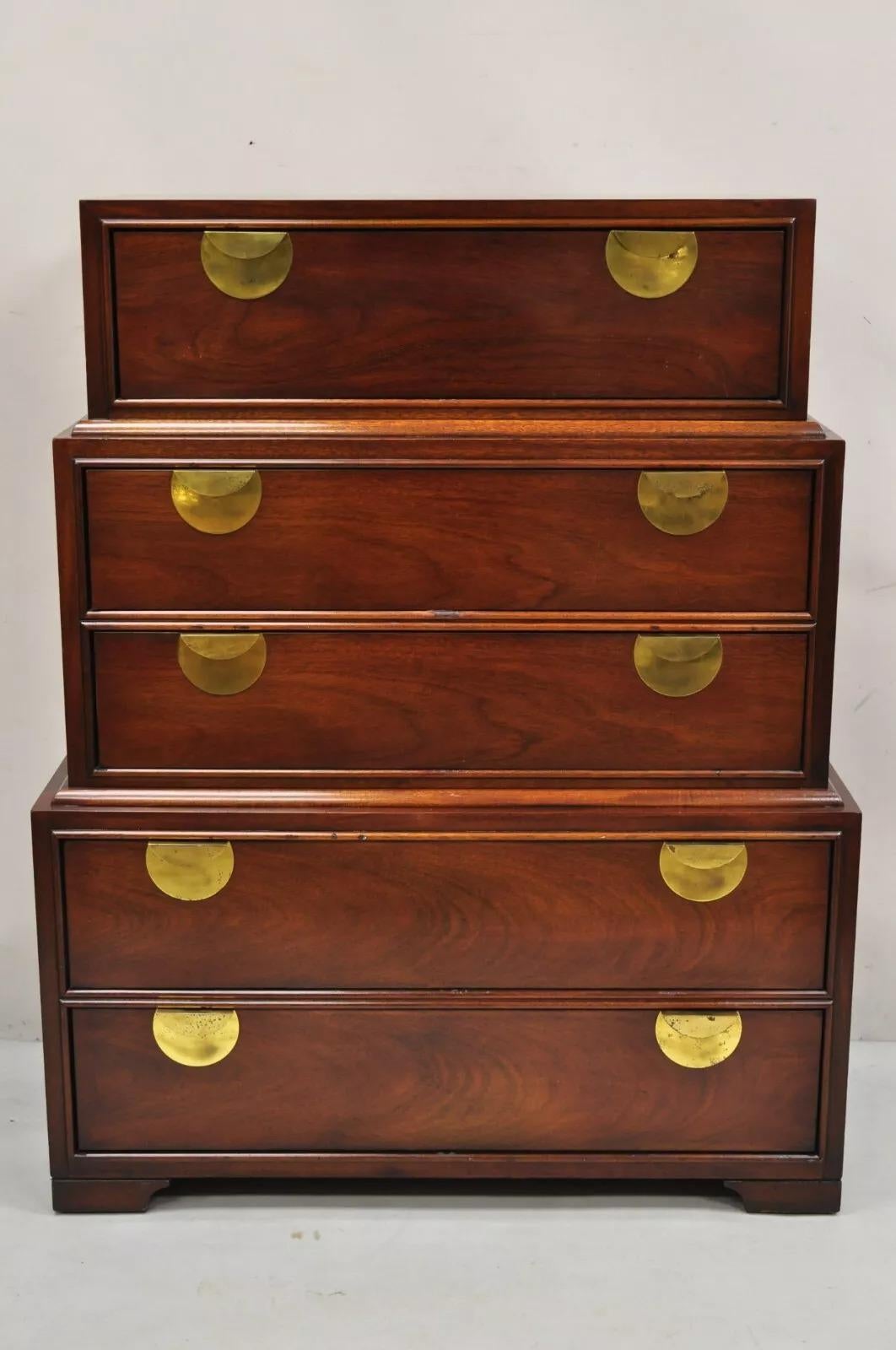 Vintage Thomasville Chinoiserie Style Mahogany Triple Dresser Tall Chest Highboy with Solid Brass Hardware and 5 Dovetailed Drawers. Circa Late 20th Century. Measurements: 50.25