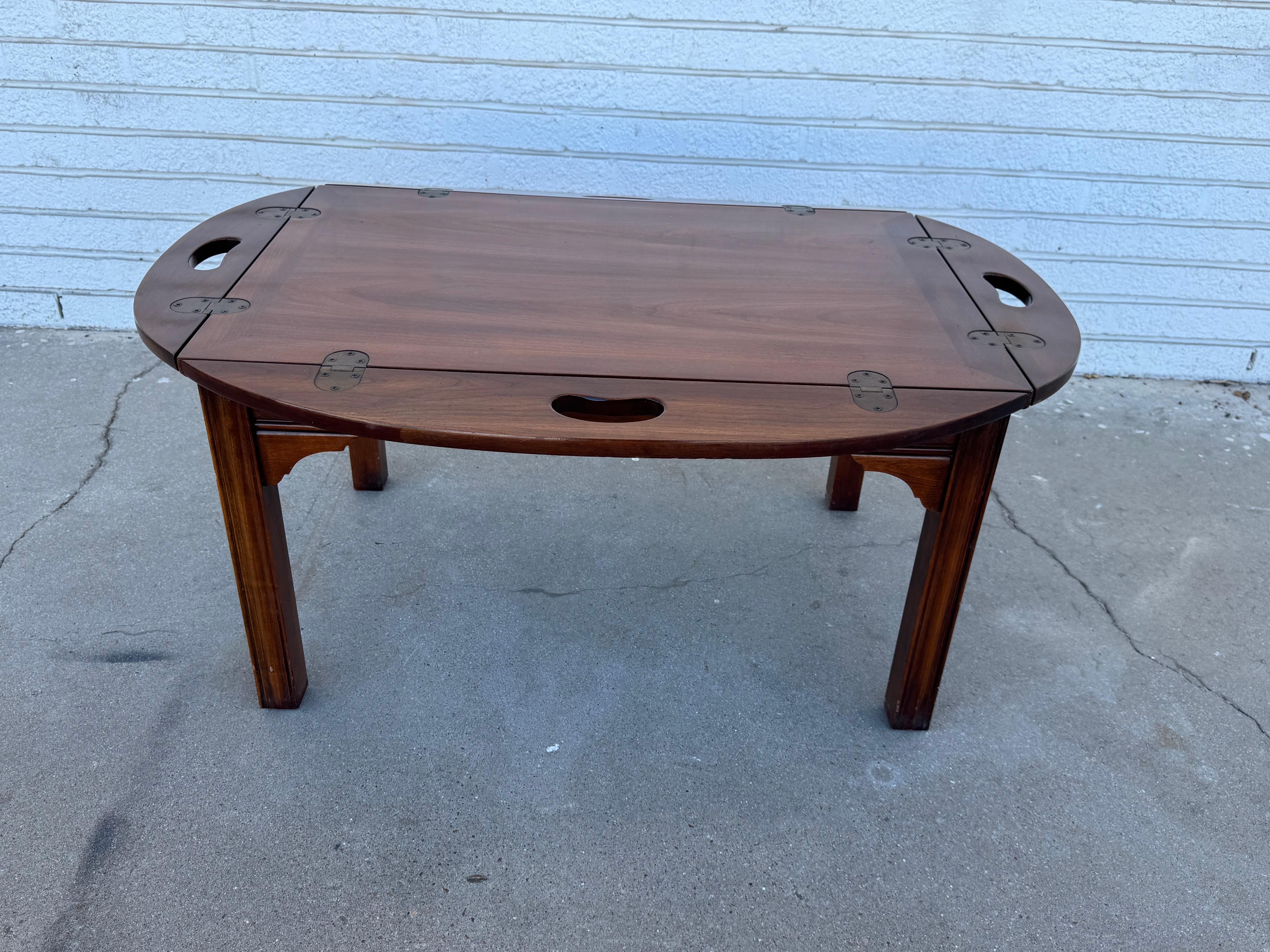 Chippendale Vintage Thomasville Furniture Mahogany Drop Leaf Coffee Table For Sale
