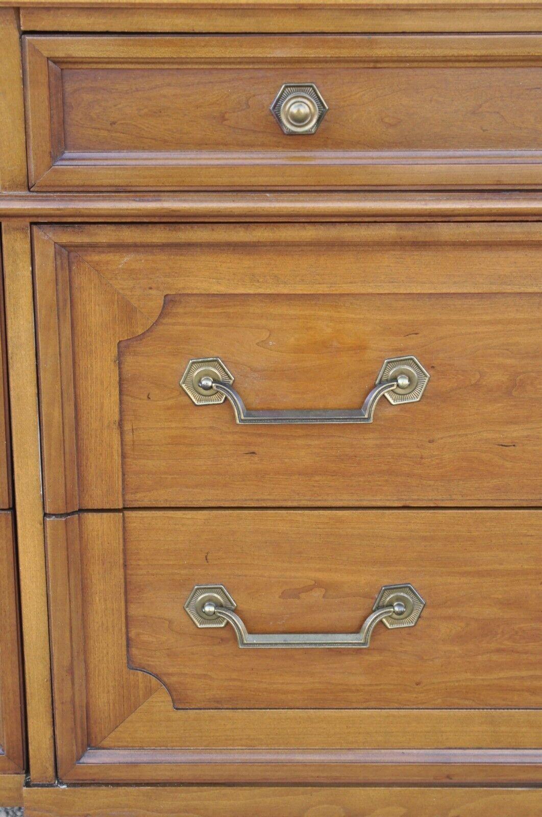 Vintage Thomasville Italian Provincial Style Walnut 9 Drawer Triple Dresser 8