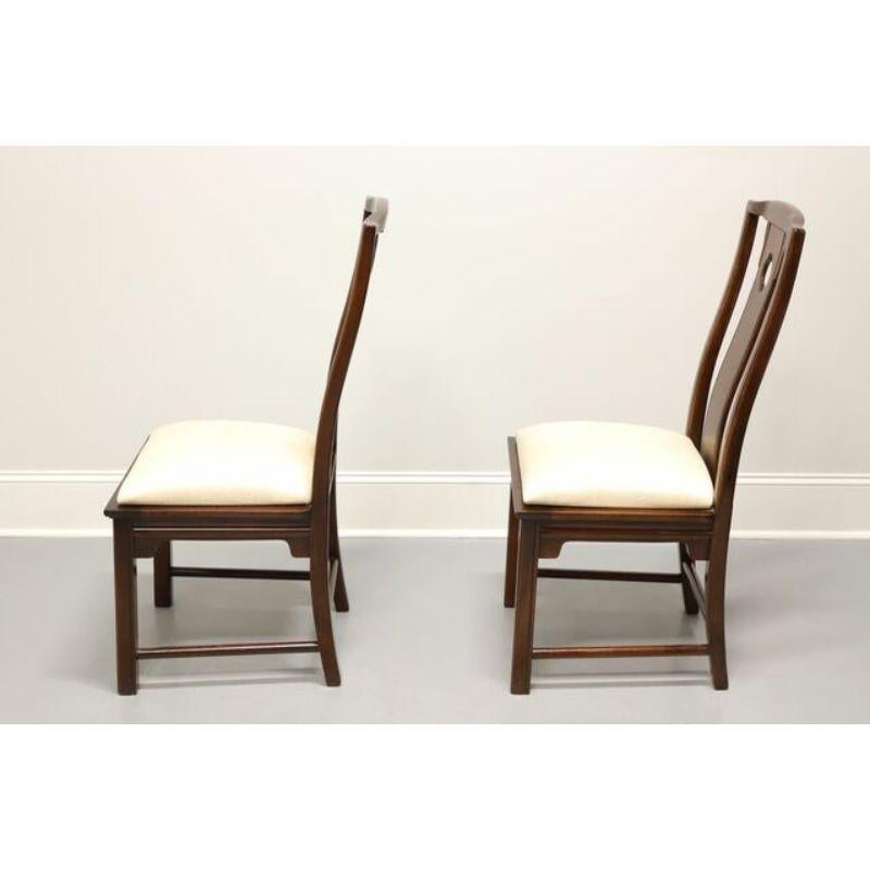 20th Century THOMASVILLE Mahogany Asian Chinoiserie Dining Side Chairs - Pair