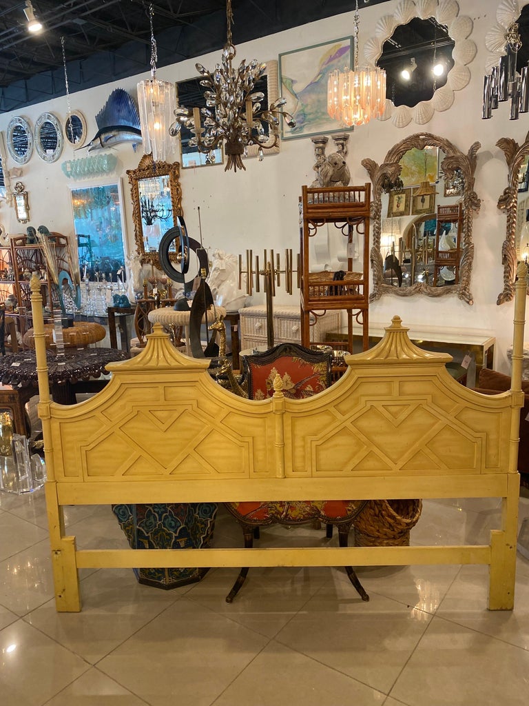 Vintage Thomasville Pagoda Fret Fretwork Faux Bamboo King Headboard
