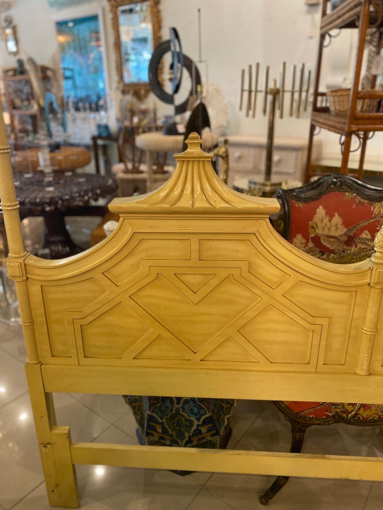 Vintage Thomasville Pagoda Fret Fretwork Faux Bamboo King Headboard