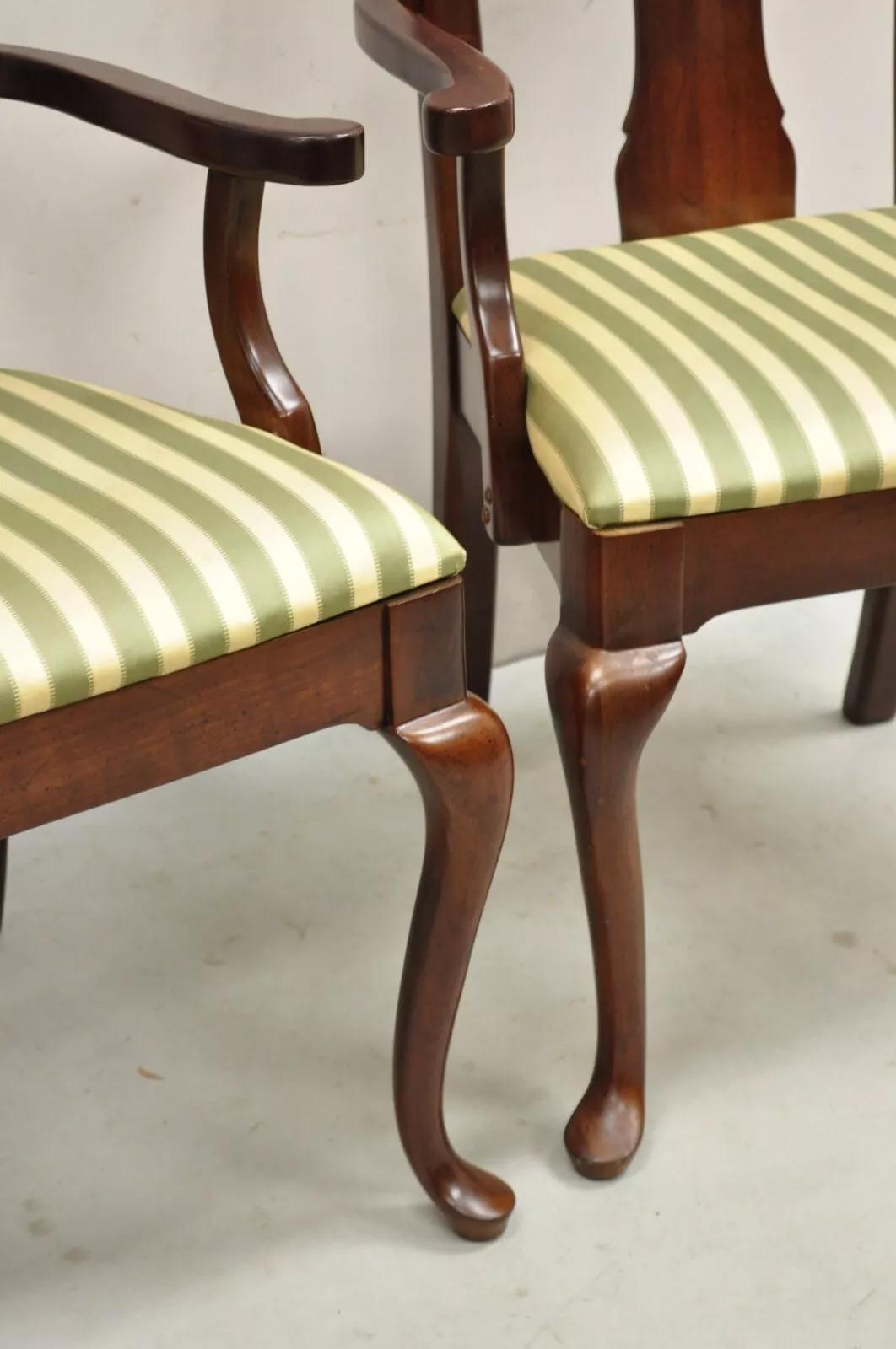 Vintage Thomasville Queen Anne Style Cherry Wood Dinning Arm Chairs - a Pair For Sale 7