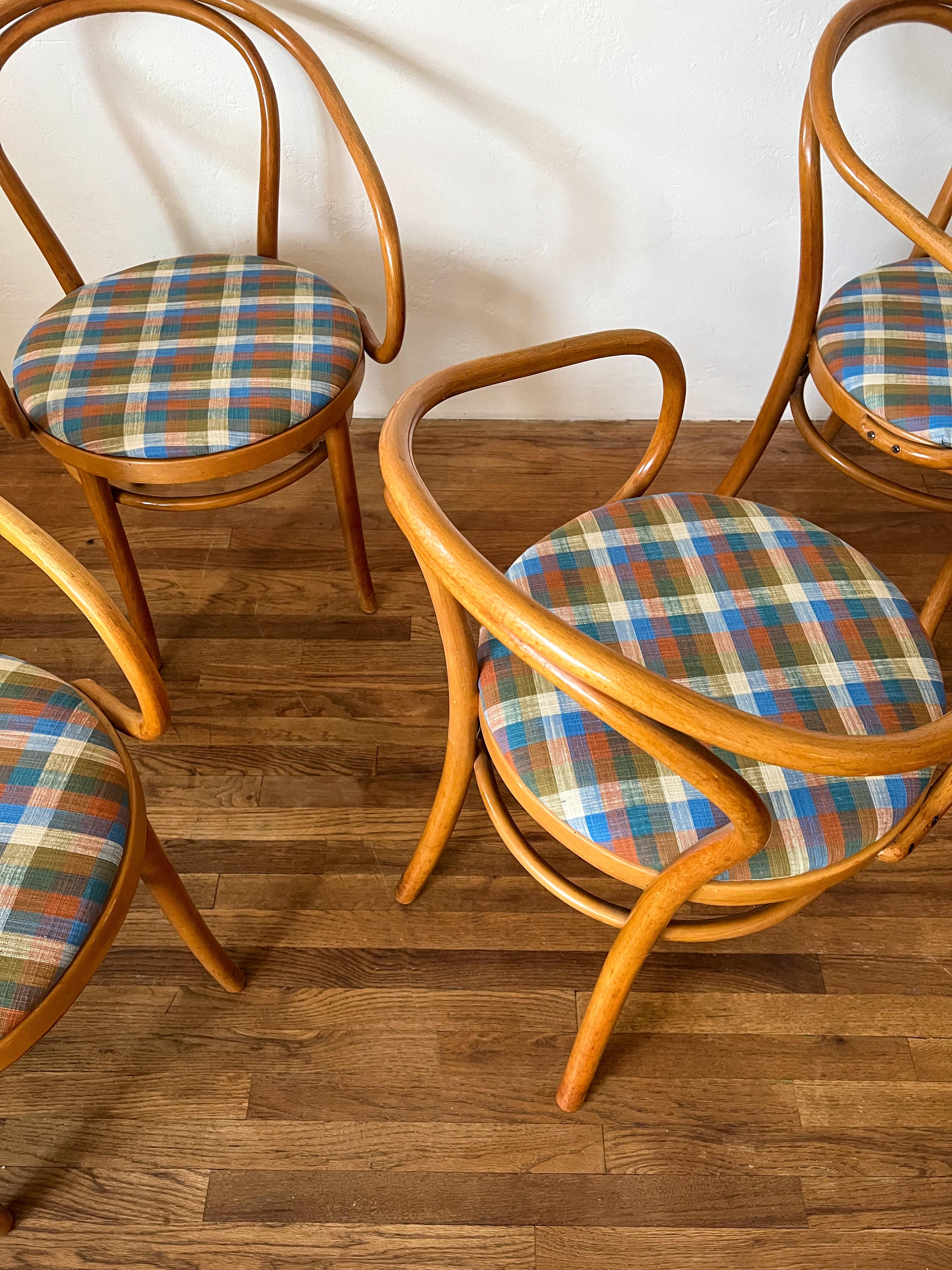 Vintage Thonet B9 Sessel neu gepolstert in Plaid - Satz von 4 im Angebot 2