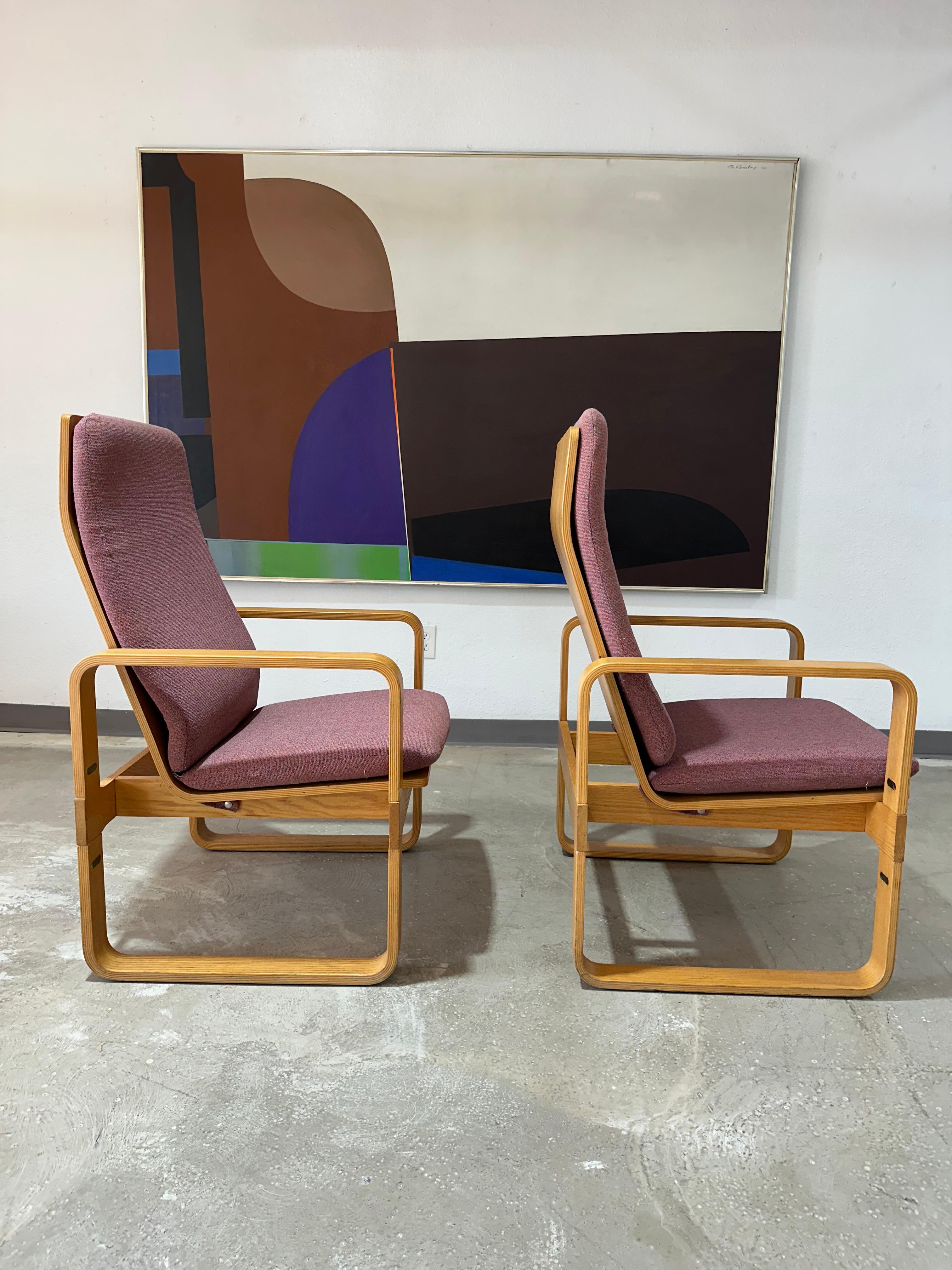 Vintage Thonet Beech Bentwood Lounge Chairs, a Pair In Good Condition For Sale In Lutz, FL