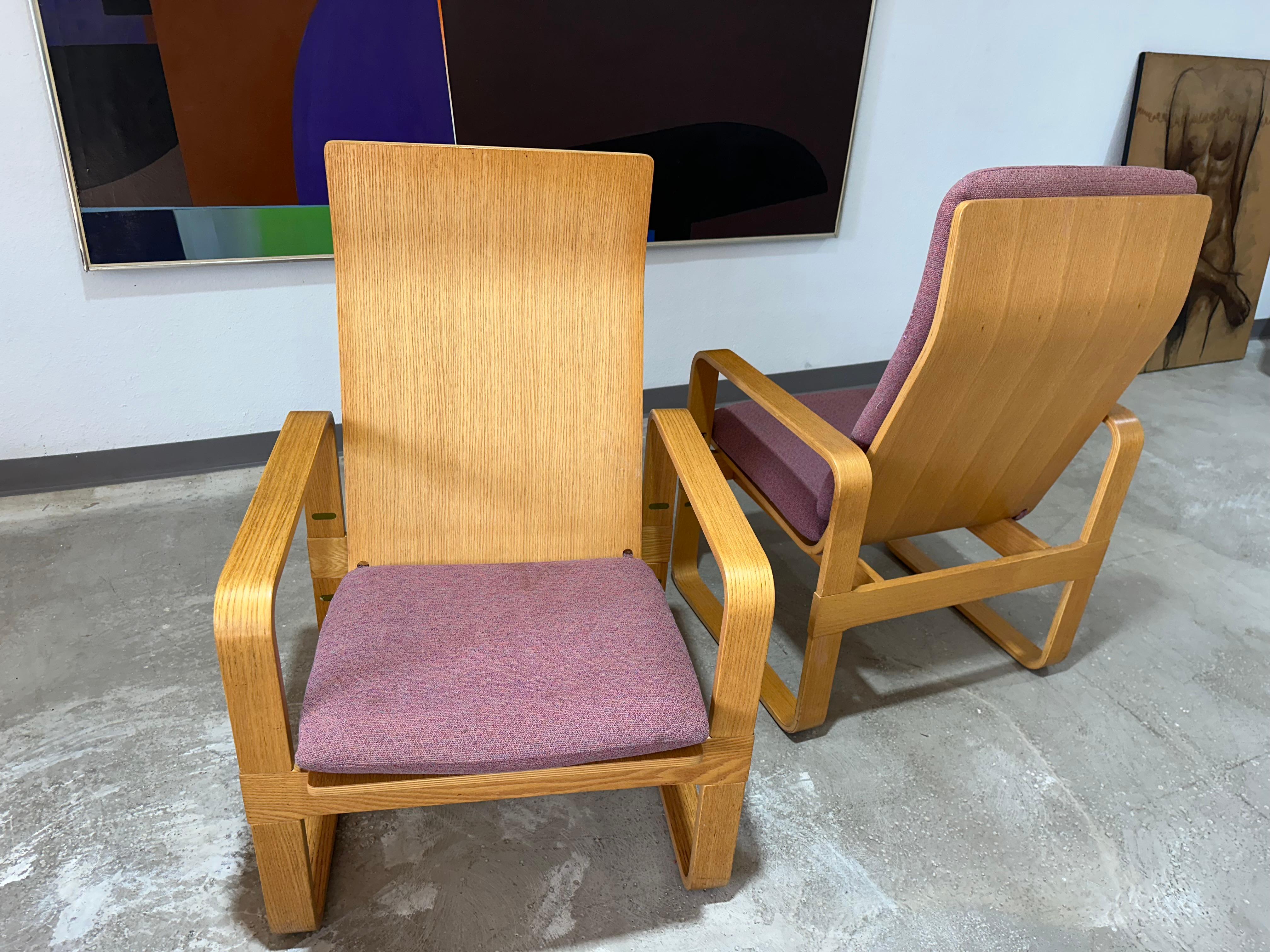 Vintage Thonet Beech Bentwood Lounge Chairs, a Pair For Sale 1