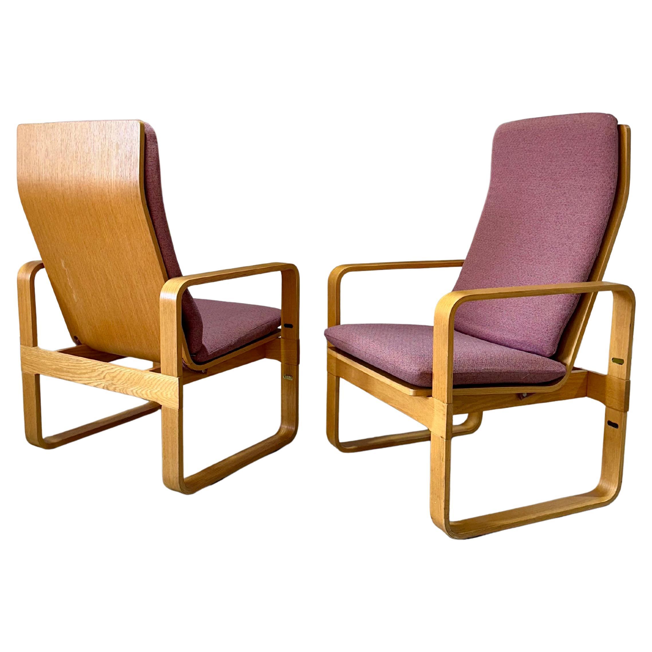 Vintage Thonet Beech Bentwood Lounge Chairs, a Pair For Sale