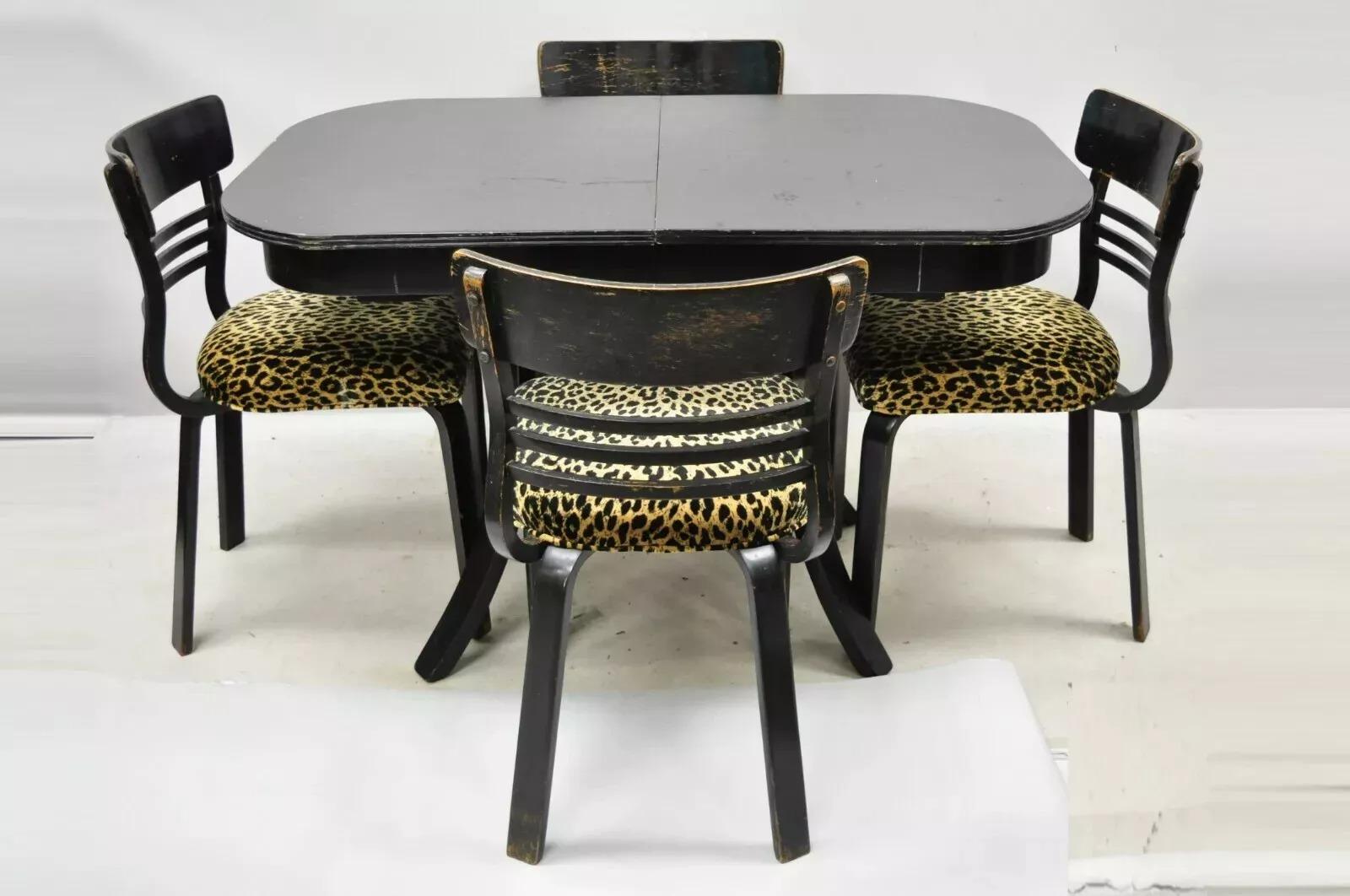 Vintage Thonet Bentwood Black Painted Dining Room Set, Table 4 Chairs - 5 Pc Set For Sale 5