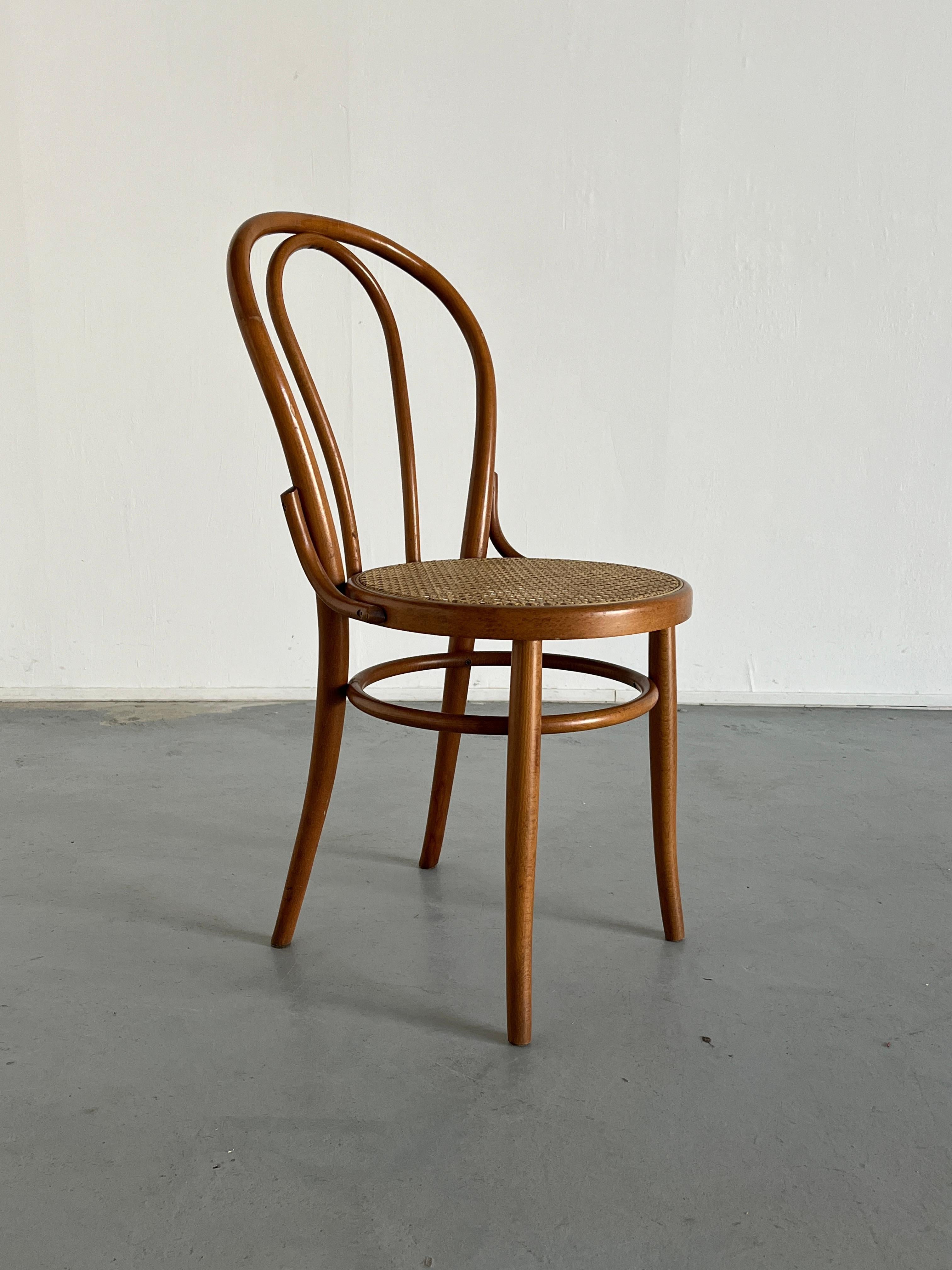 Austrian Vintage Thonet Bentwood No. 18 Style Bistro Chair, 1950s  For Sale