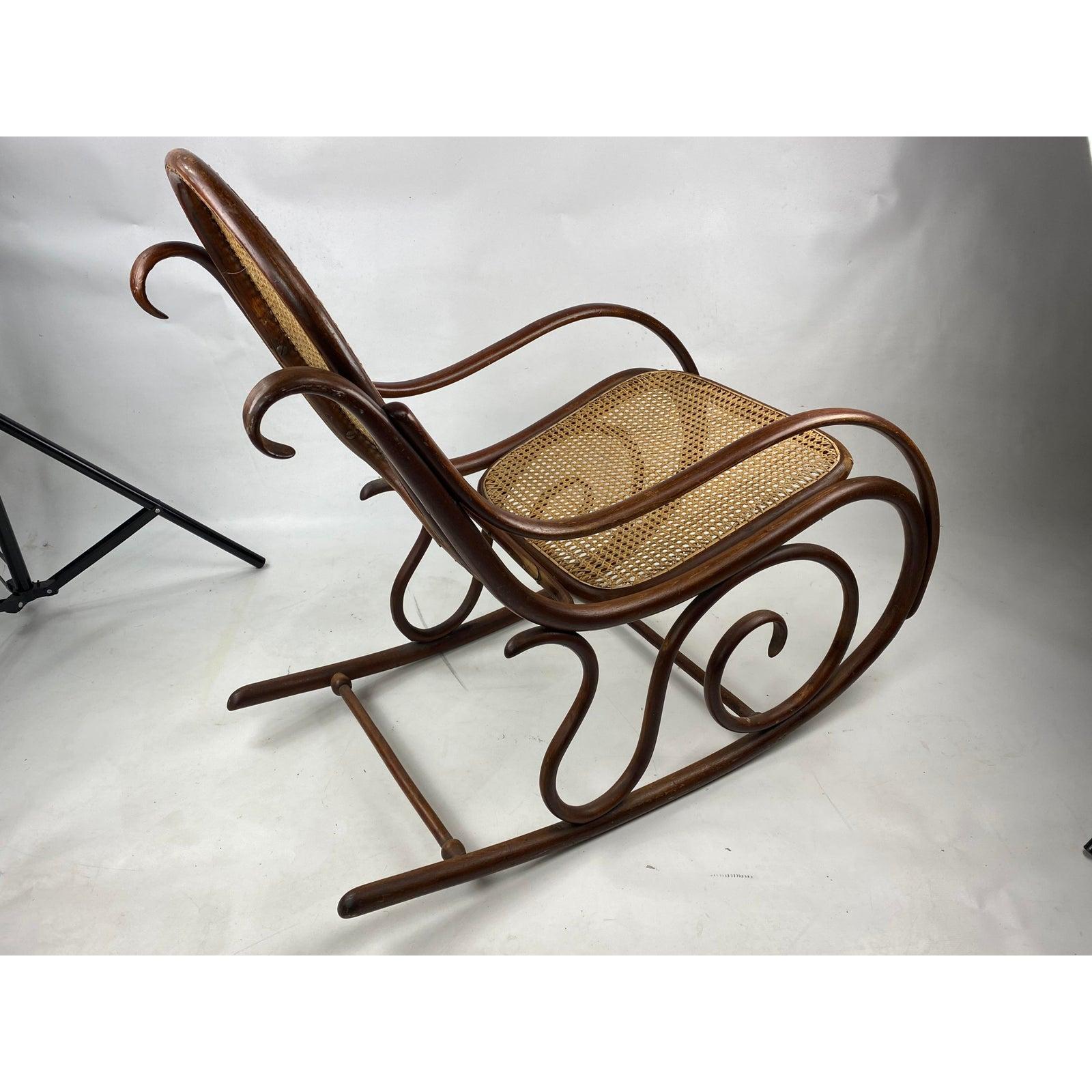 thonet rocker