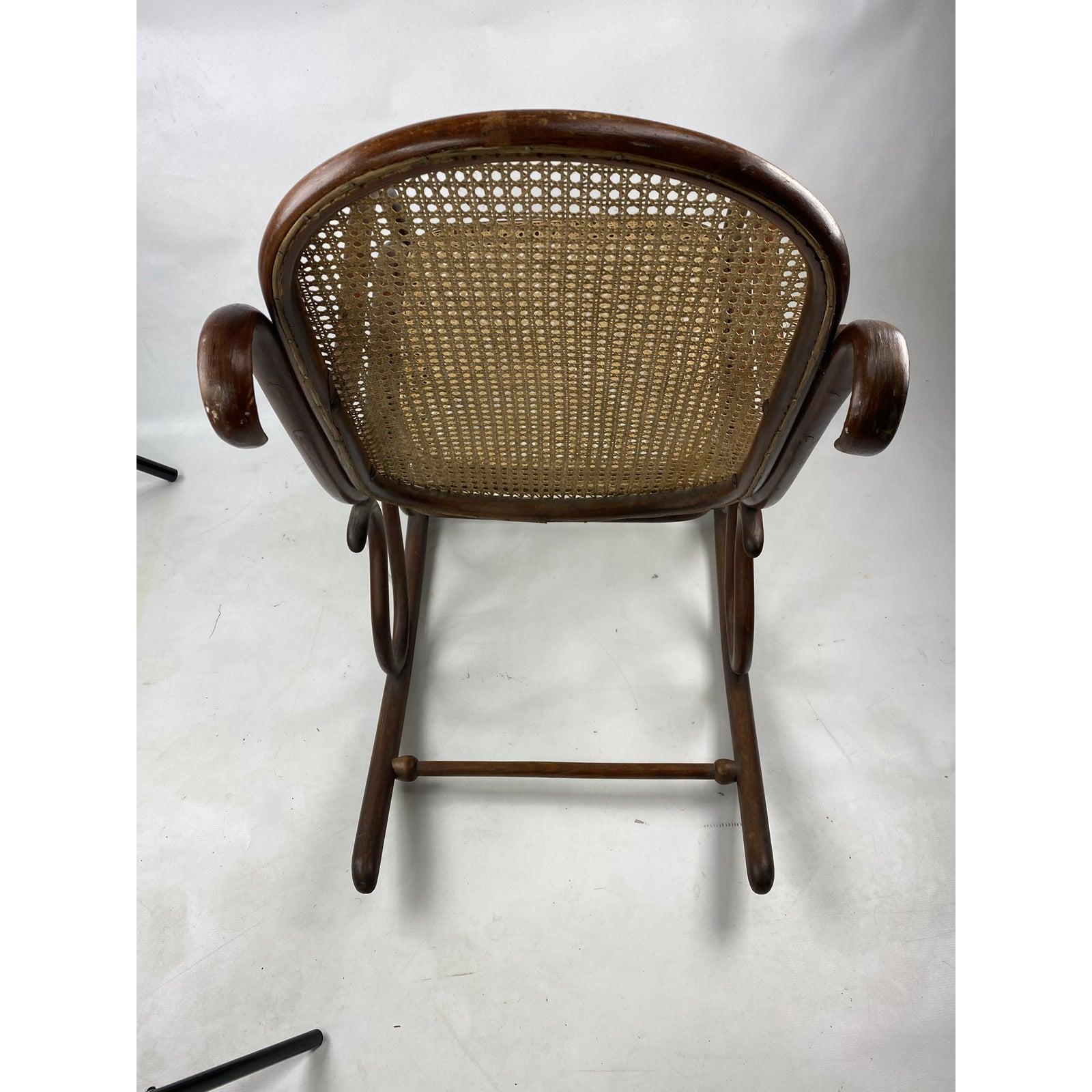 thonet rocking chair