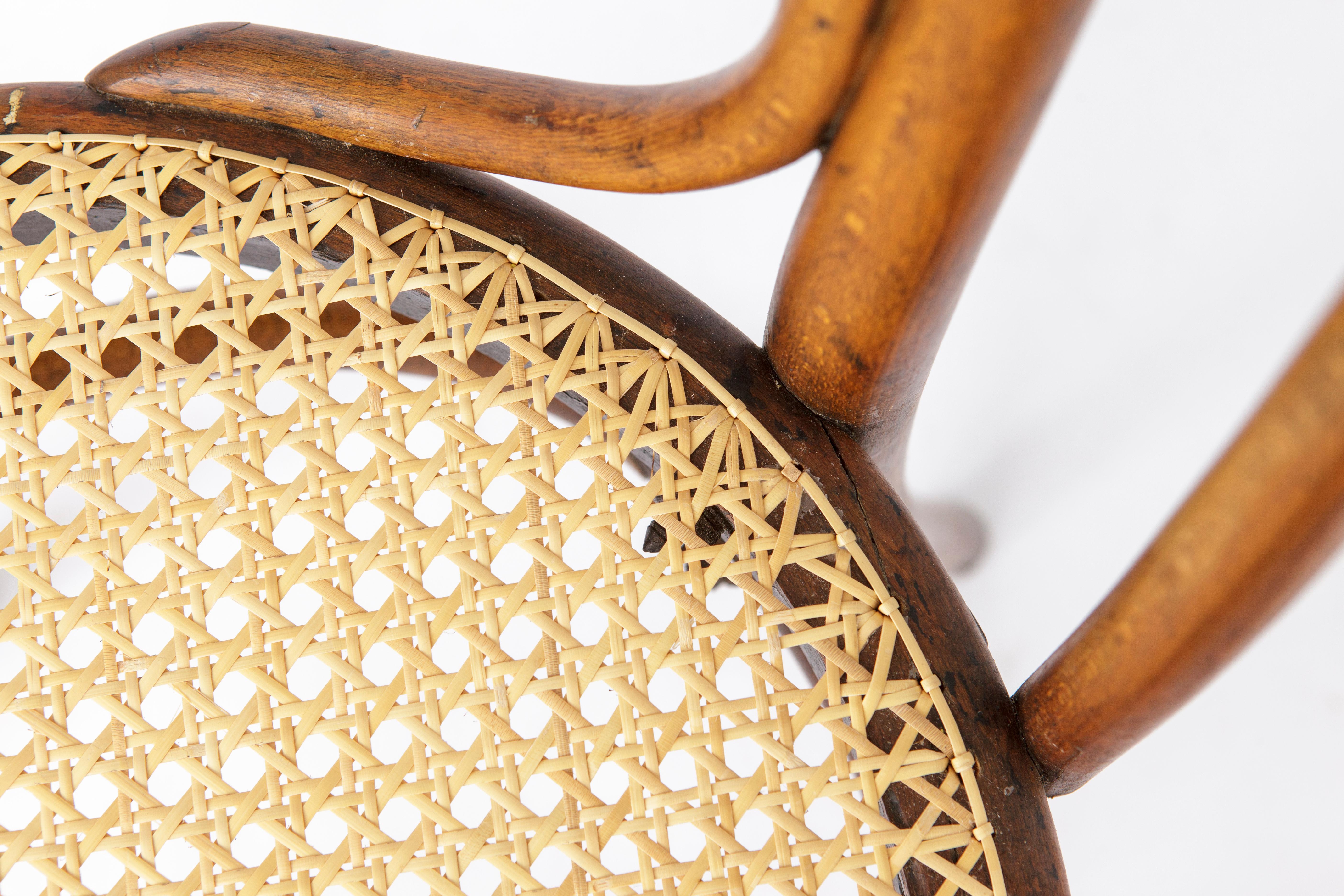 Late 19th Century Vintage Thonet Chair No. 18, approx. 1890, Viennese hand cane For Sale