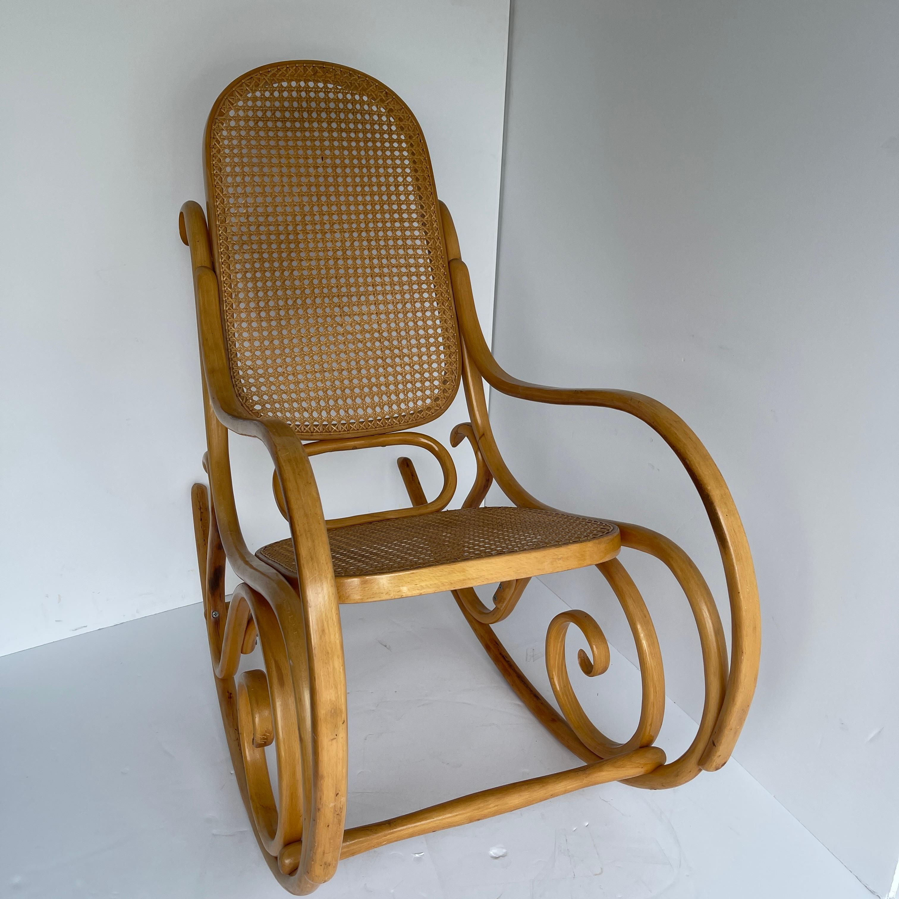thonet rocking chair