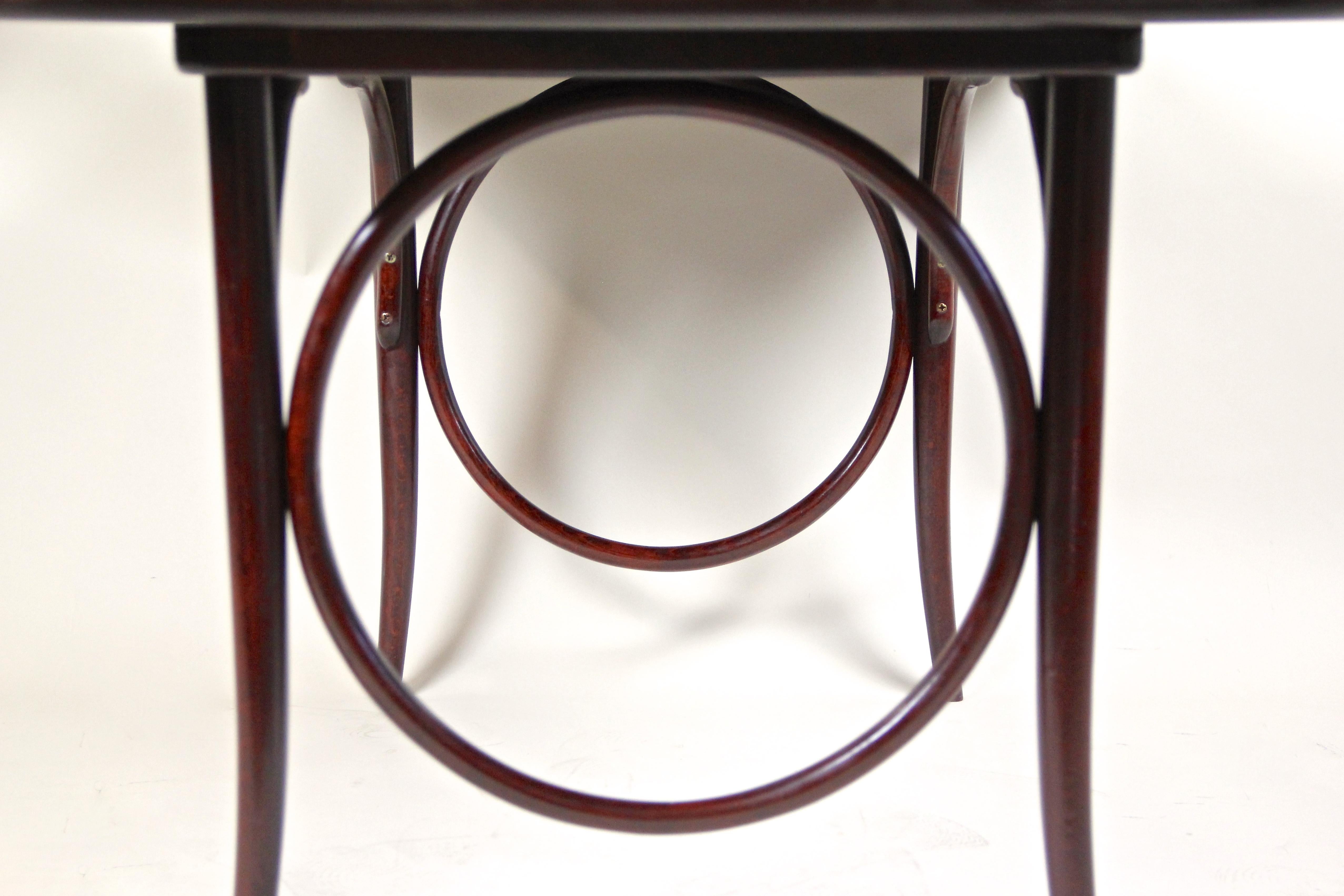 Vintage Thonet Sofa Table with Ring Design, Austria, circa 1970 For Sale 3