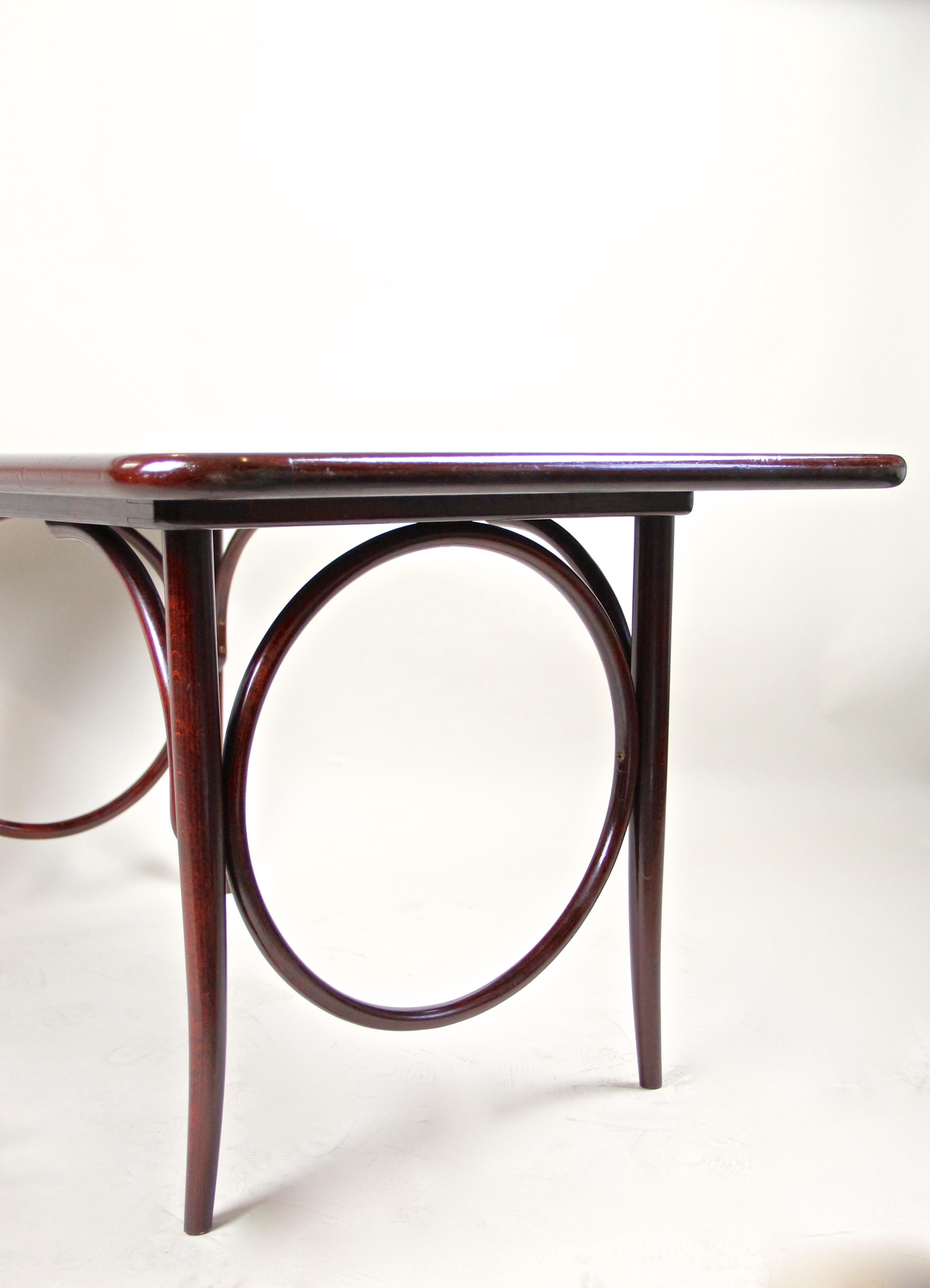 Vintage Thonet Sofa Table with Ring Design, Austria, circa 1970 For Sale 4