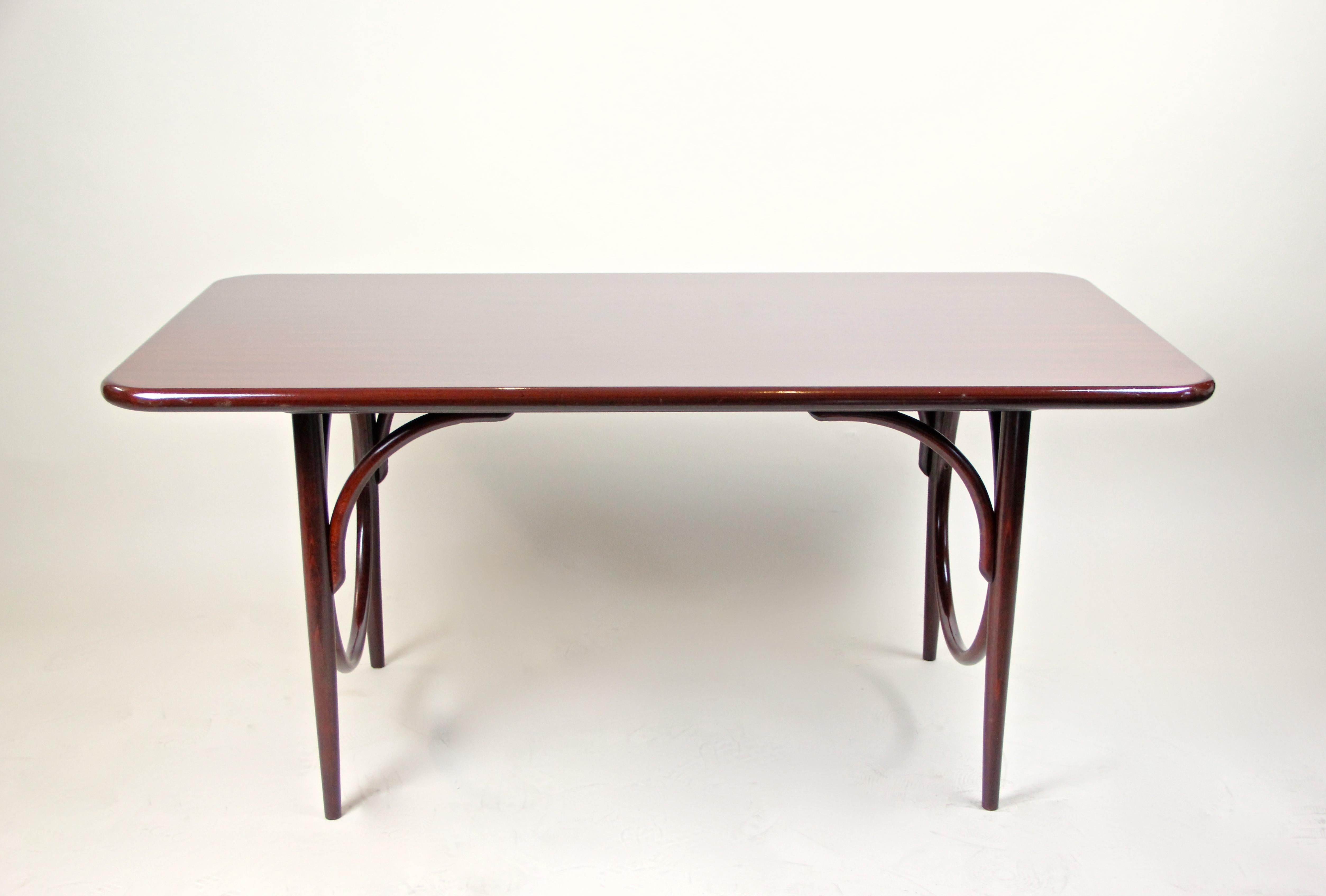 Mid-Century Modern Vintage Thonet Sofa Table with Ring Design, Austria, circa 1970 For Sale