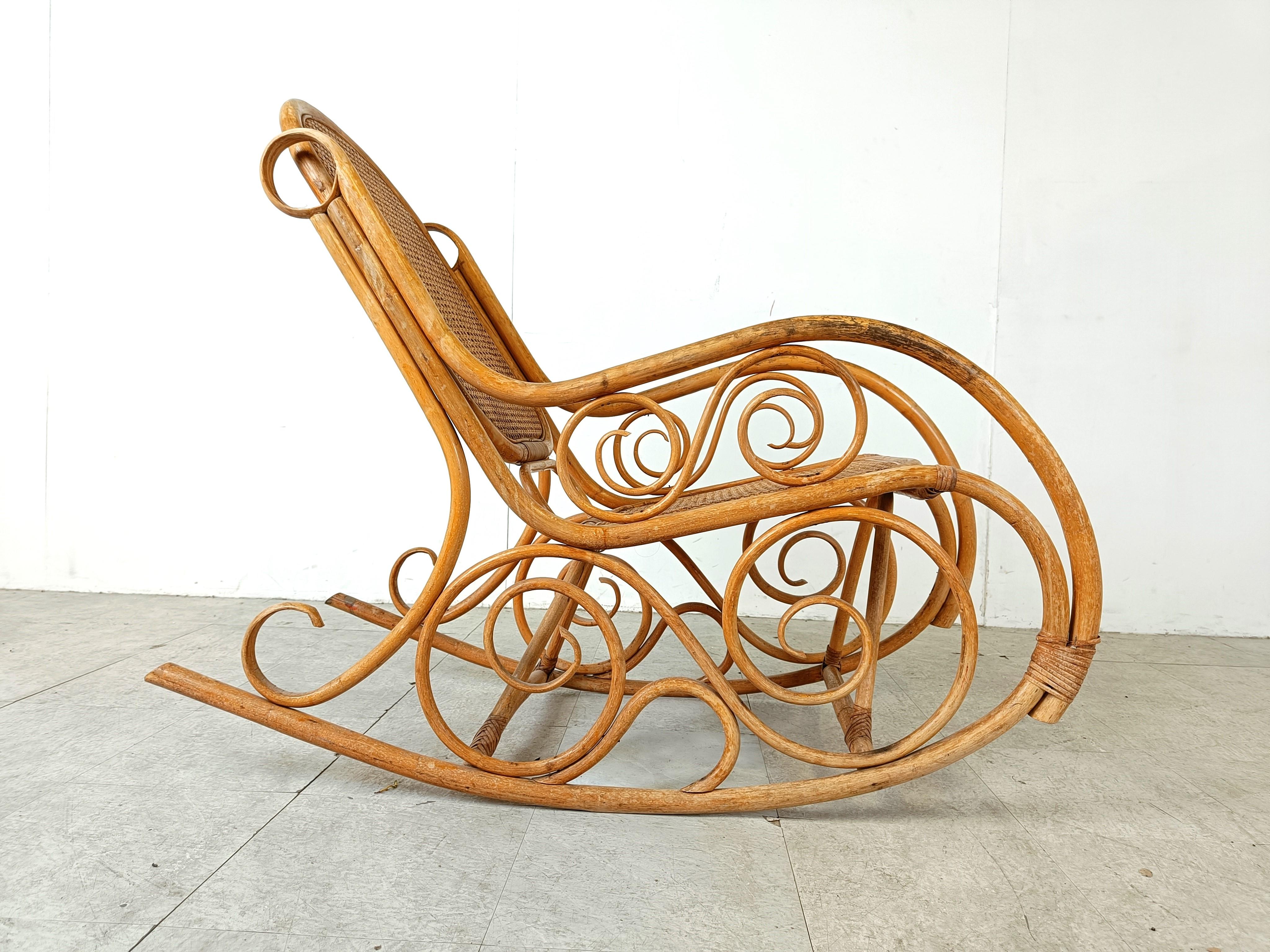 Vintage thonet style rocking chair, 1950s For Sale 3