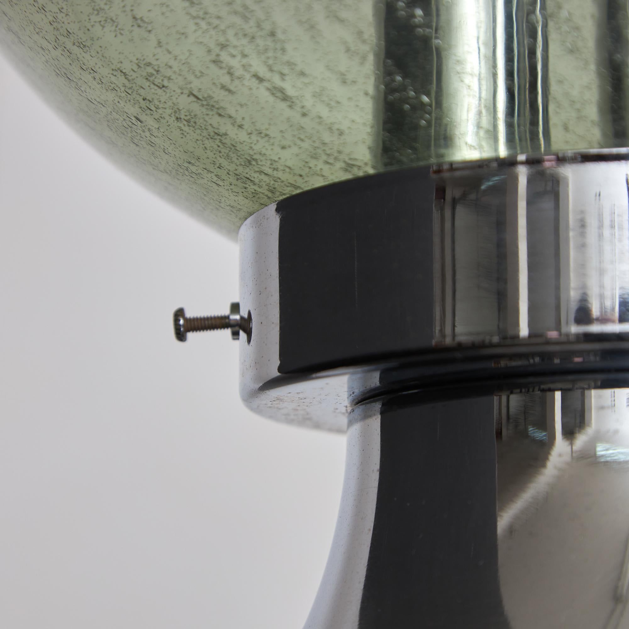 Vintage Three-Bulb Glass Globe and Chrome Table Lamp For Sale 7
