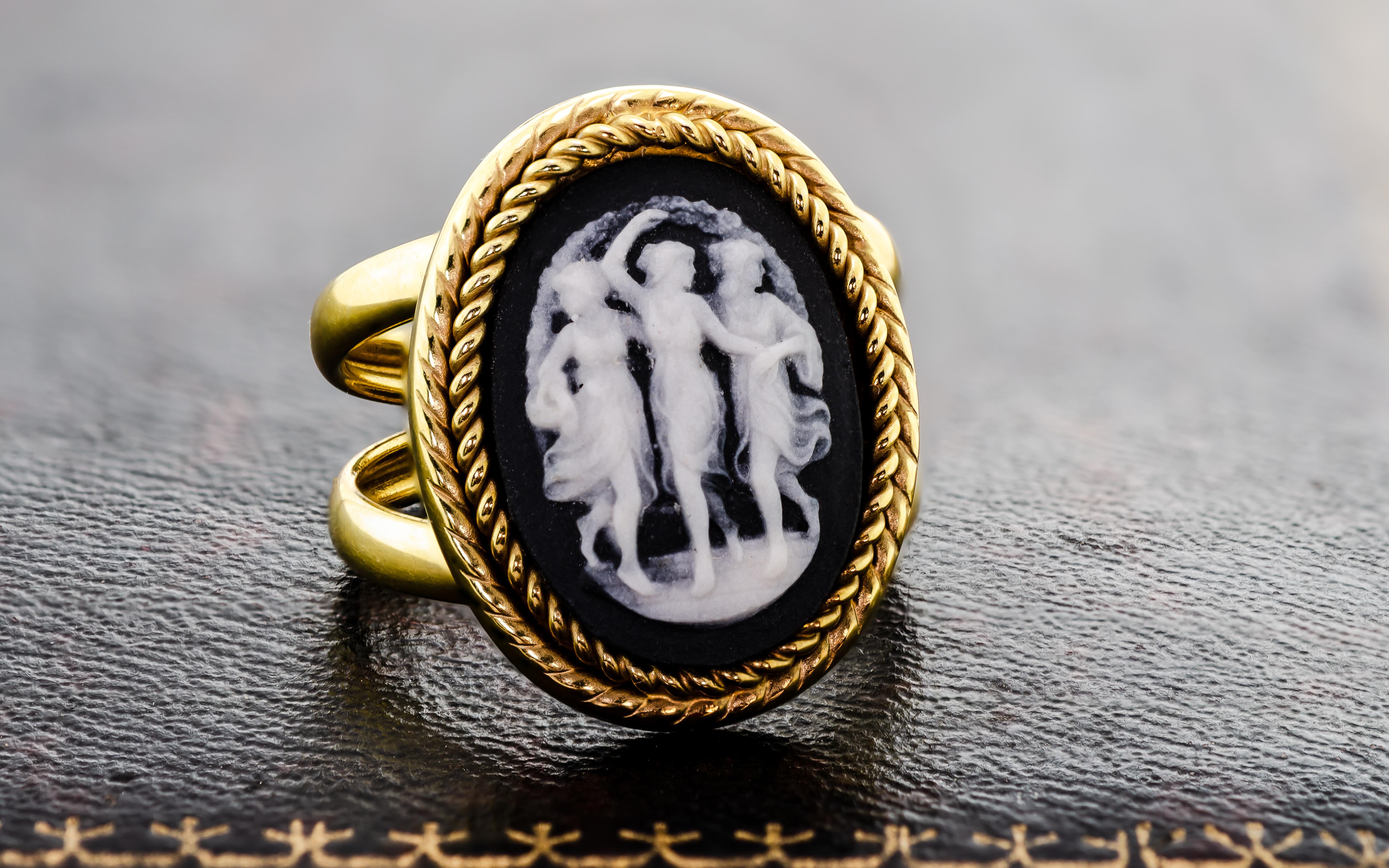 Women's or Men's Vintage Three Graces Black and White Wedgwood Cameo Ring