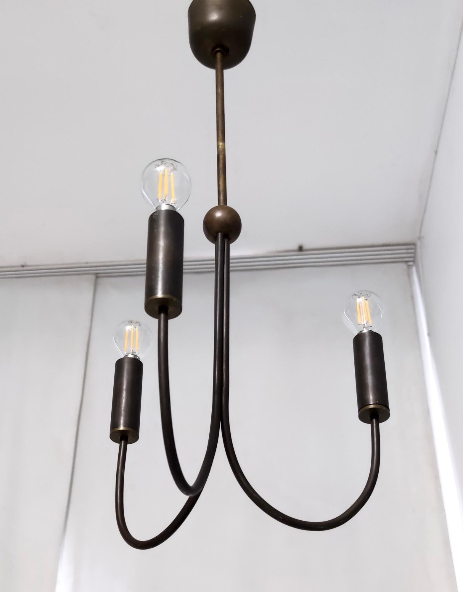 Mid-20th Century Vintage Three-Light Burnished Brass Chandelier Ascribable to Guglielmo Ulrich