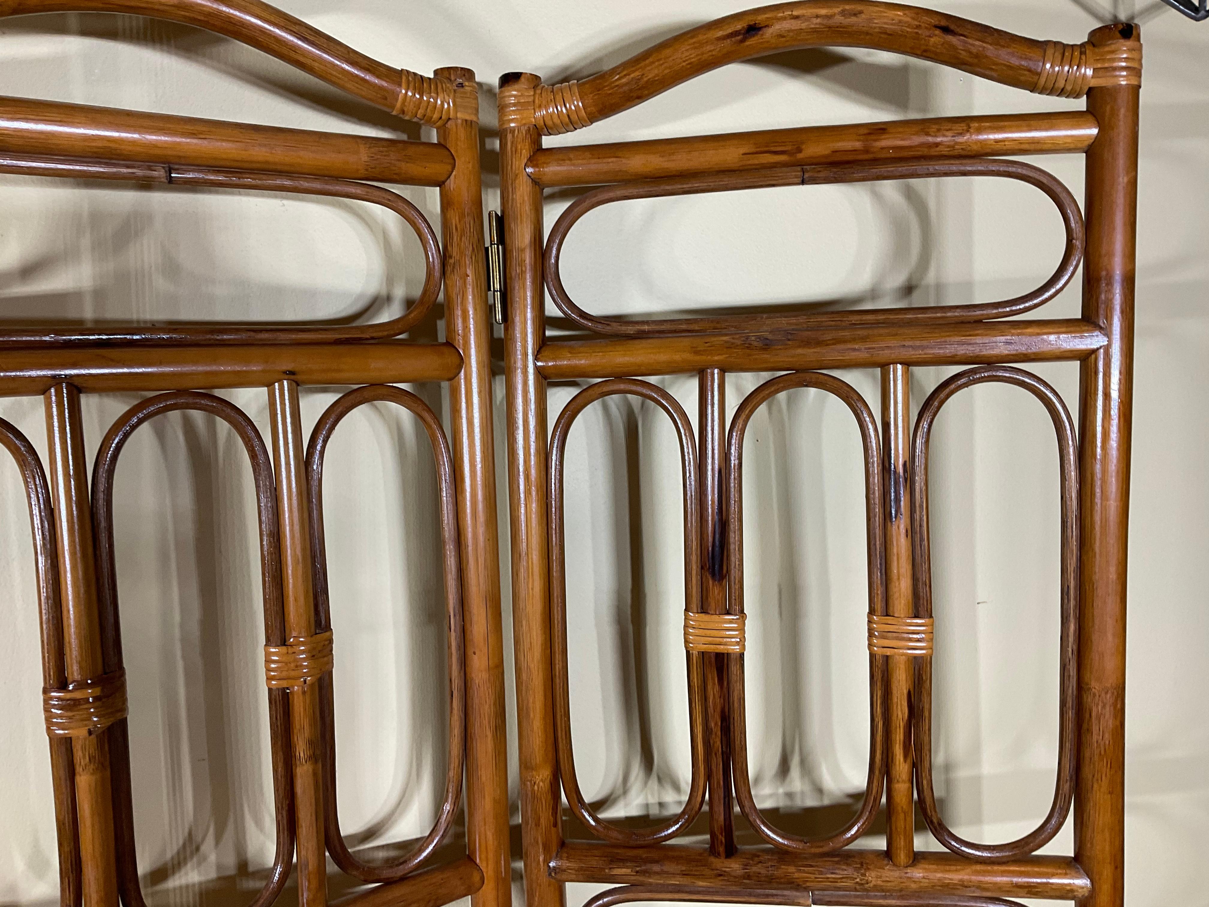 Vintage Three-Panel Bamboo Screen In Good Condition For Sale In Delray Beach, FL
