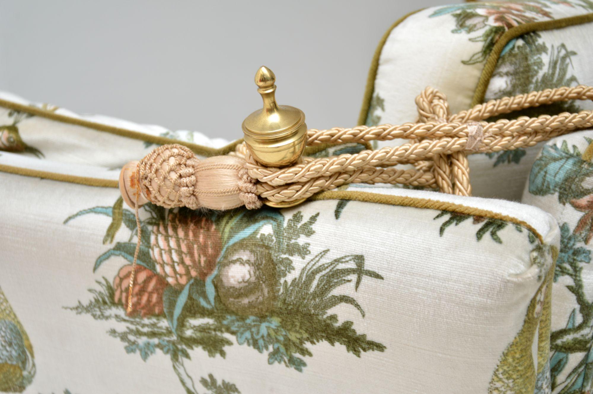 Vintage Three Piece Knoll Sofa Suite 10