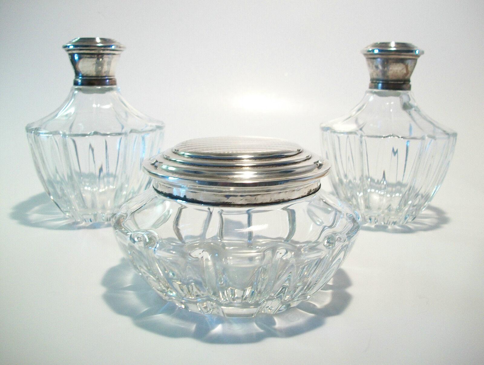 Vintage Three Piece Vanity Set - Silver Plate & Crystal - Early 20th Century In Fair Condition For Sale In Chatham, ON