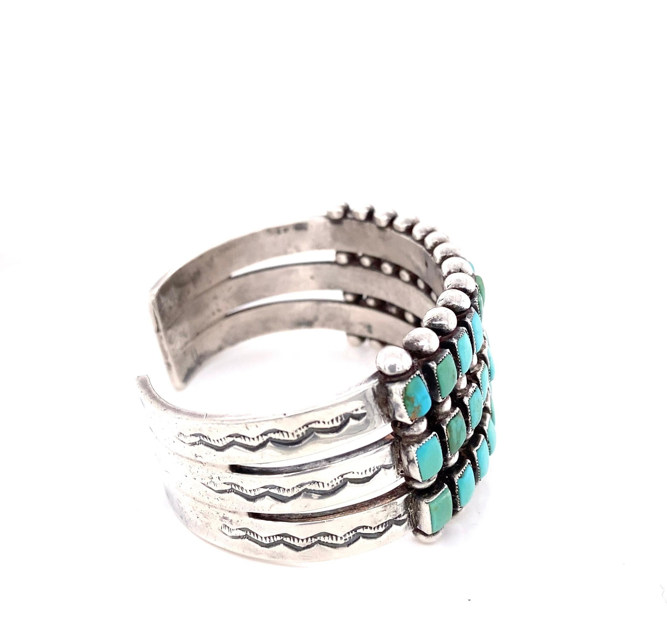 Cabochon Bracciale vintage a tre file in argento e turchese in vendita