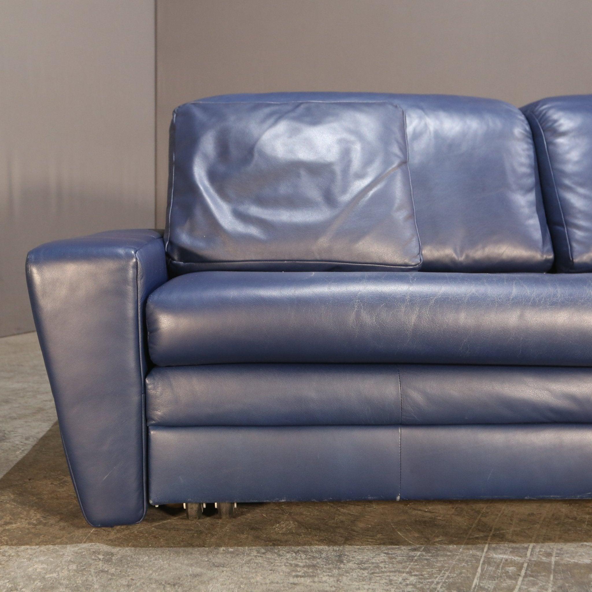 Vintage Three Seater Leather Sofa Bed by Rolf Benz In Good Condition In Basildon, London