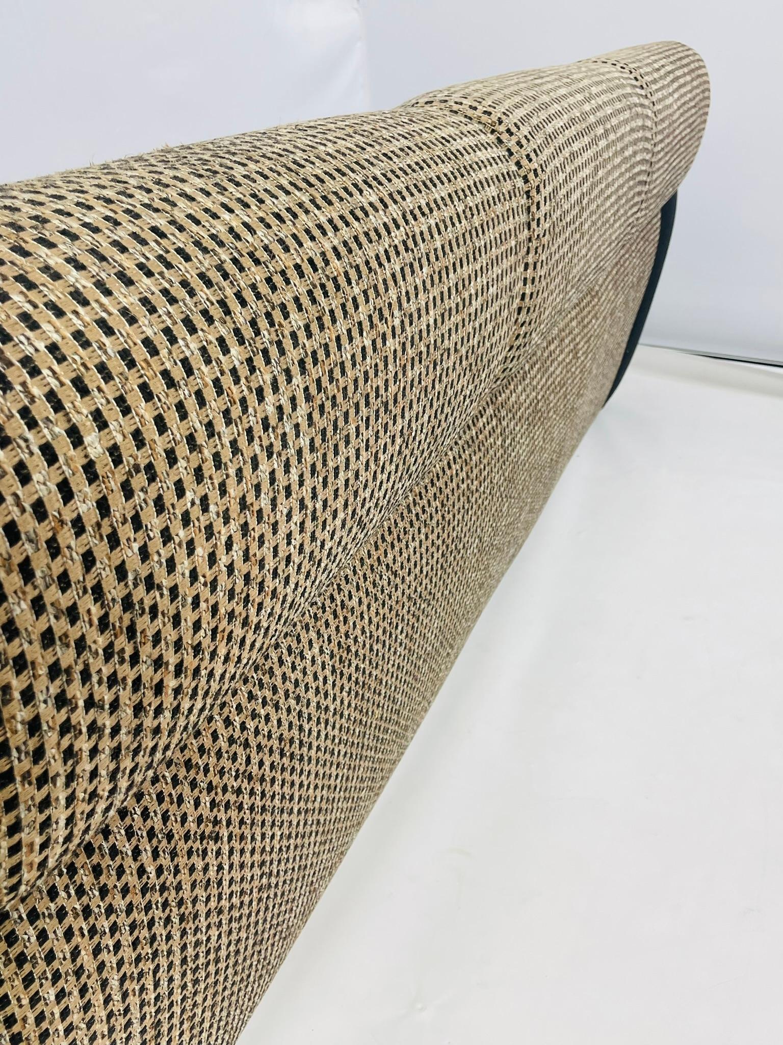 Dreisitzer-Sofa im Vintage-Stil von Vladimir Kagan für Weiman Furniture im Angebot 7