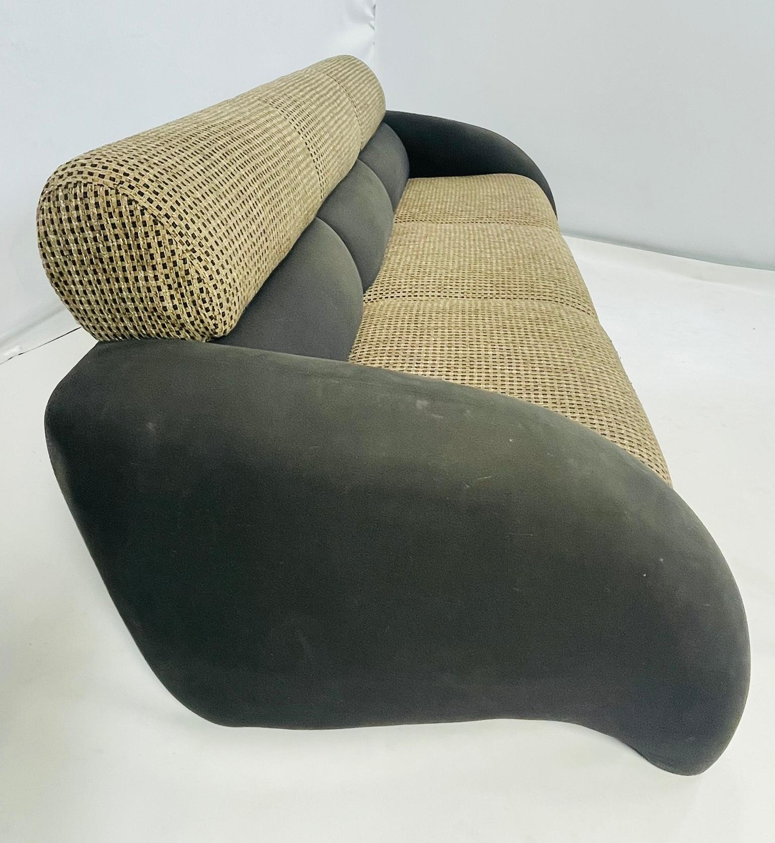 Dreisitzer-Sofa im Vintage-Stil von Vladimir Kagan für Weiman Furniture (Ende des 20. Jahrhunderts) im Angebot