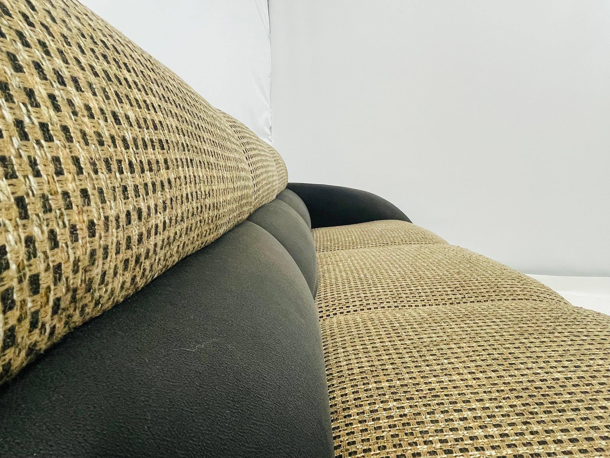 Dreisitzer-Sofa im Vintage-Stil von Vladimir Kagan für Weiman Furniture (Stoff) im Angebot