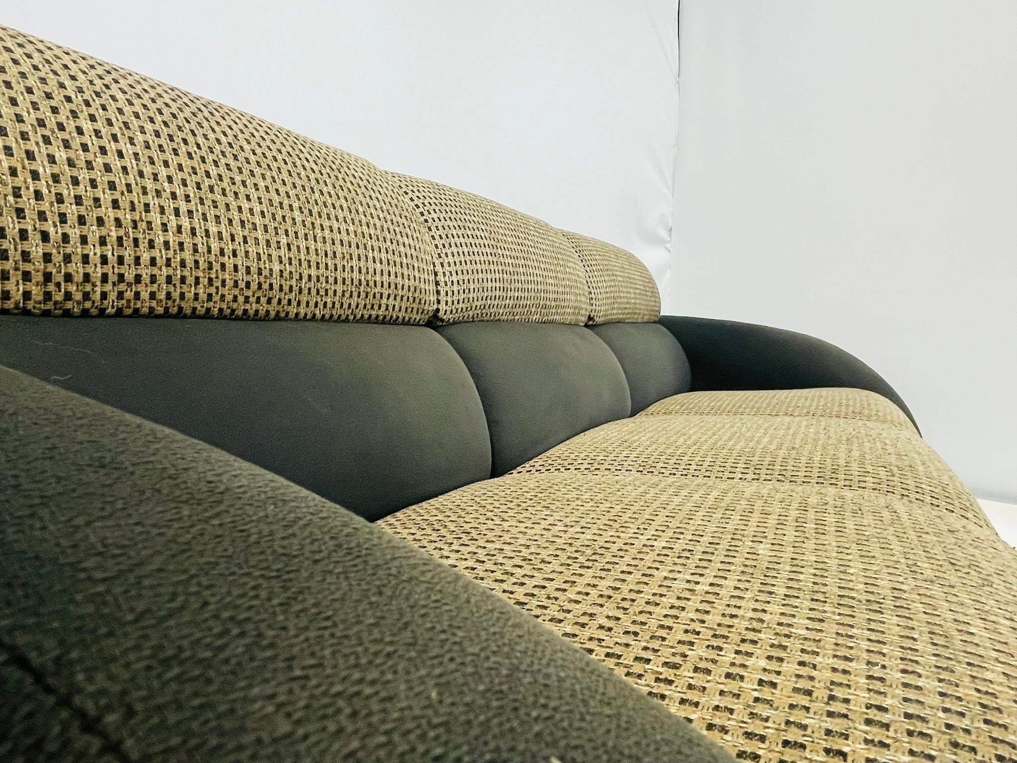 Dreisitzer-Sofa im Vintage-Stil von Vladimir Kagan für Weiman Furniture im Angebot 1