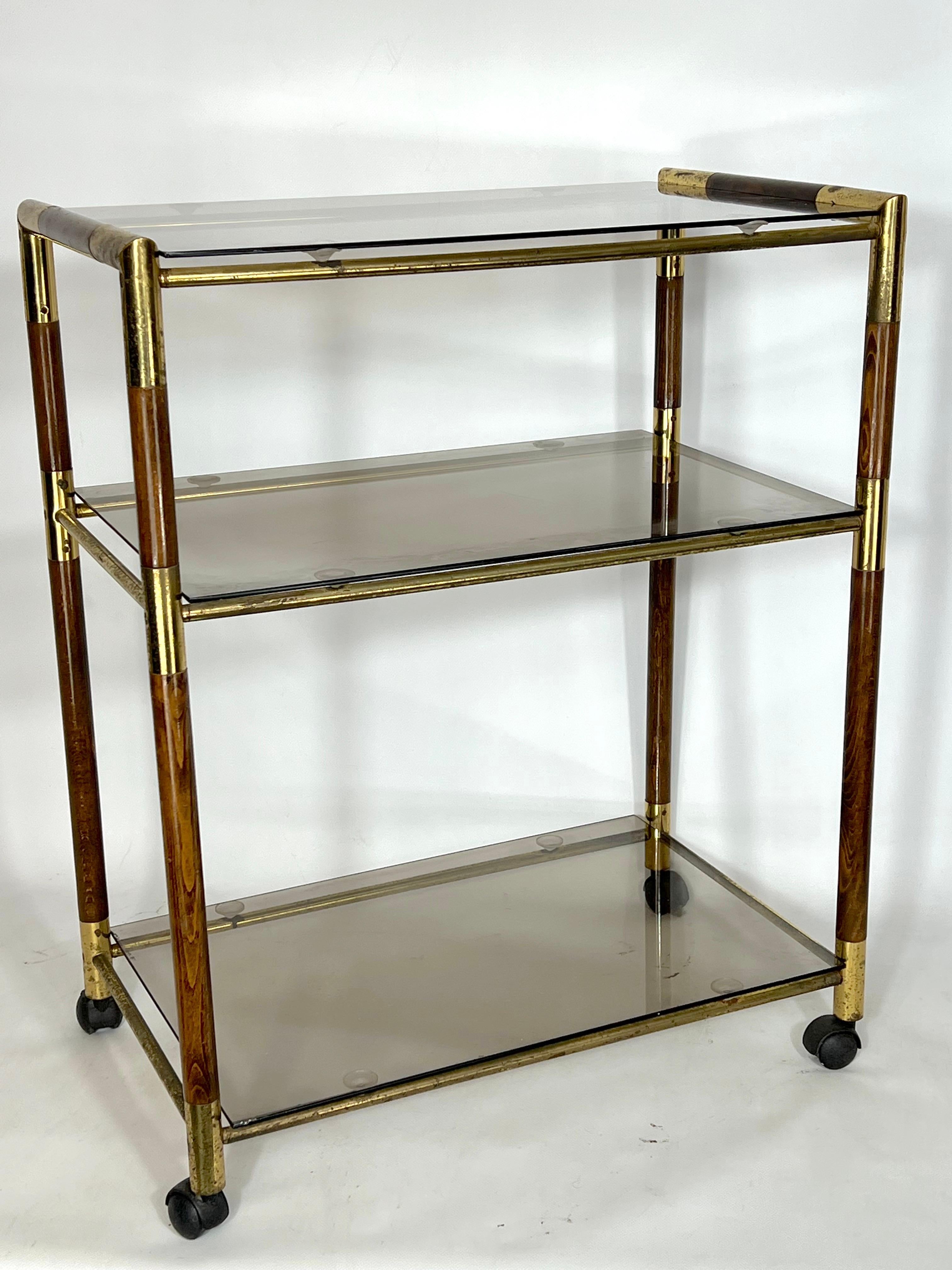 Vintage Three Shelves Brass and Wood Trolley or Bar Cart by Tommaso Barbi, 1970s In Good Condition For Sale In Catania, CT
