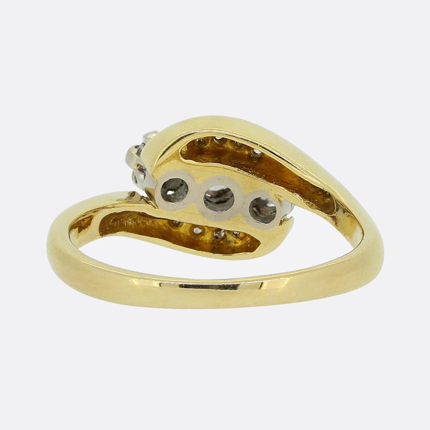 Brilliant Cut Vintage Three Stone Diamond Ring For Sale