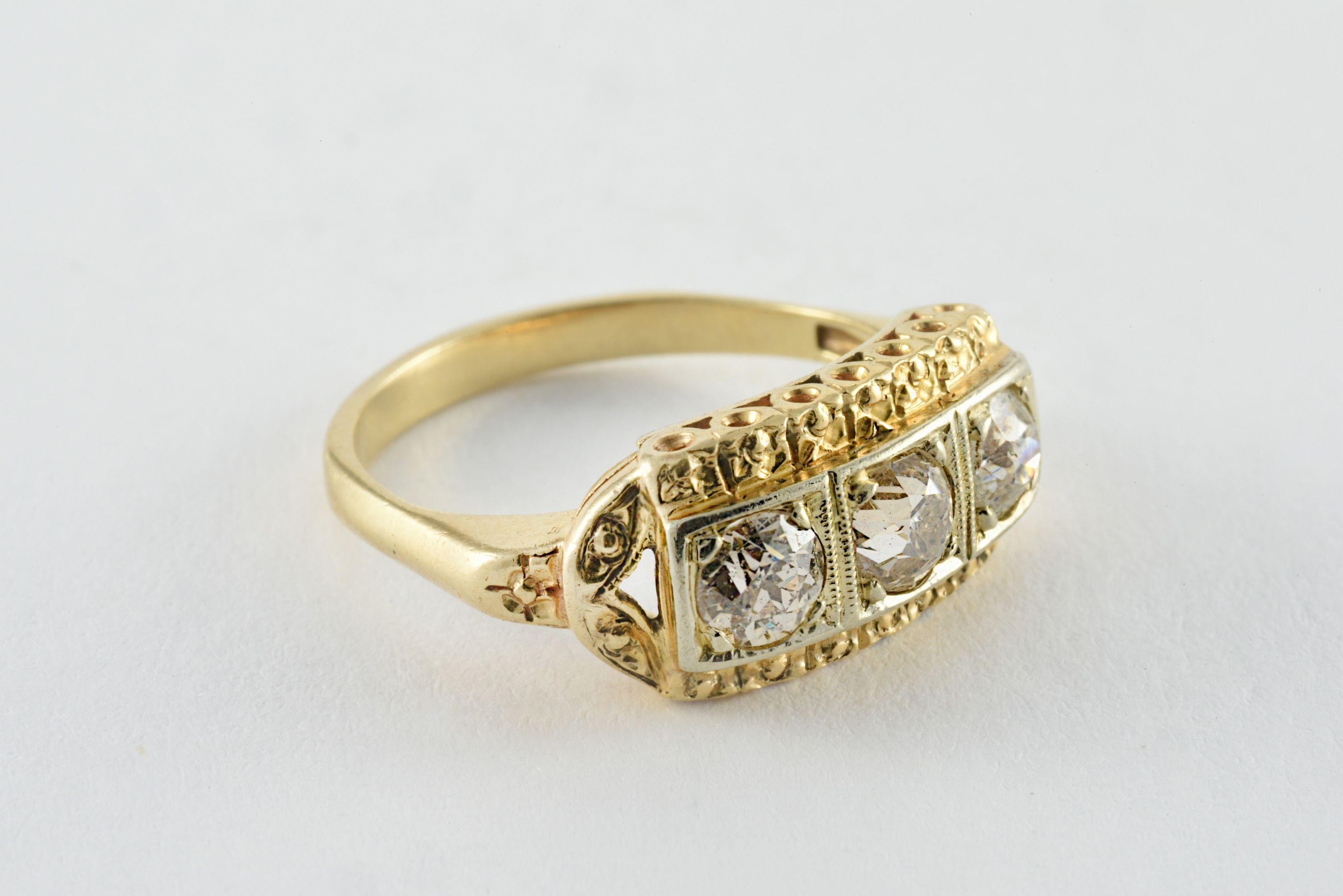Vintage Three Stone Diamond Ring In Good Condition For Sale In Denver, CO