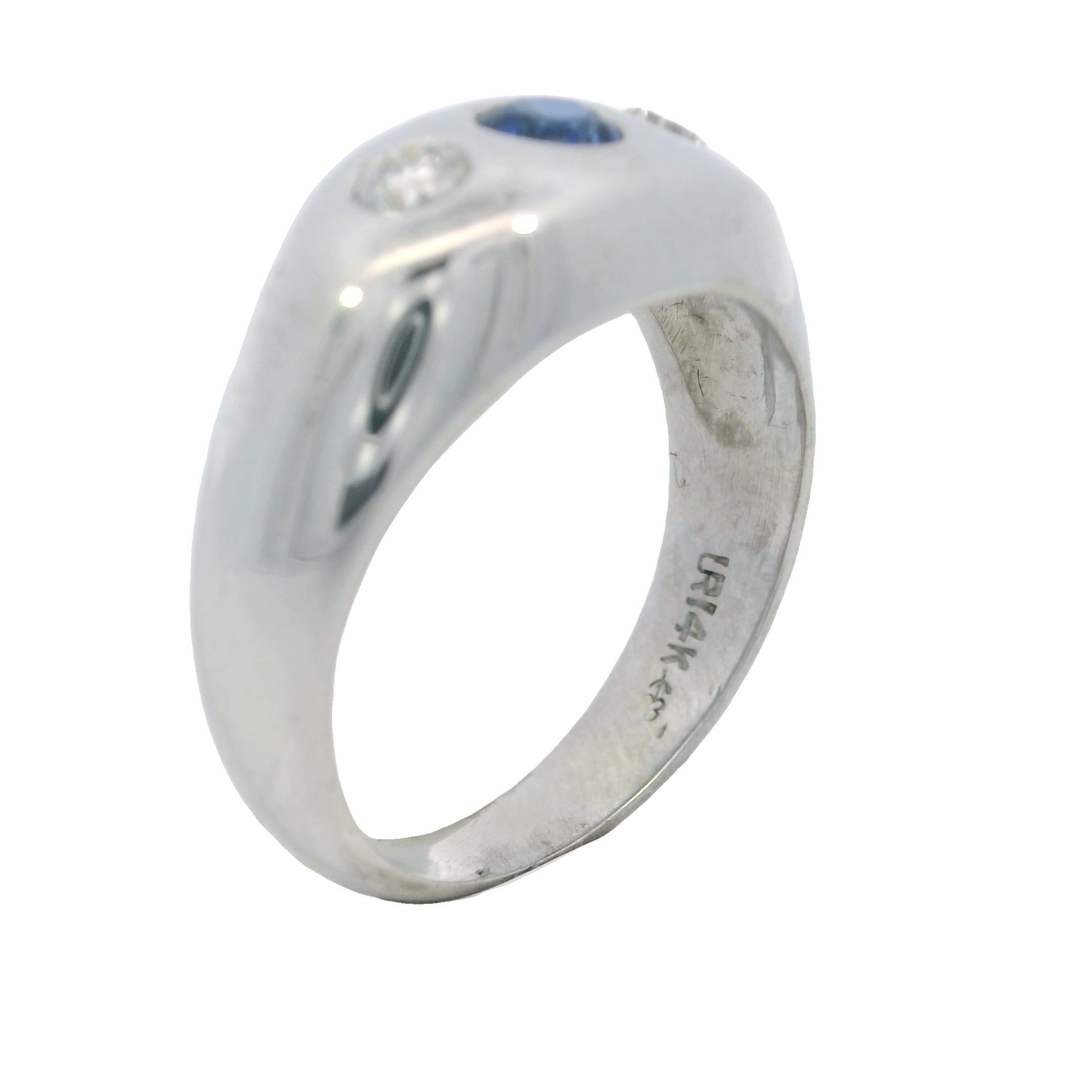 Art déco Bague gitane vintage à trois pierres avec saphirs et diamants en or blanc 14 carats en vente