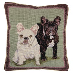Coussin décoratif vintage en tapisserie à l'aiguille avec chiens de taureau