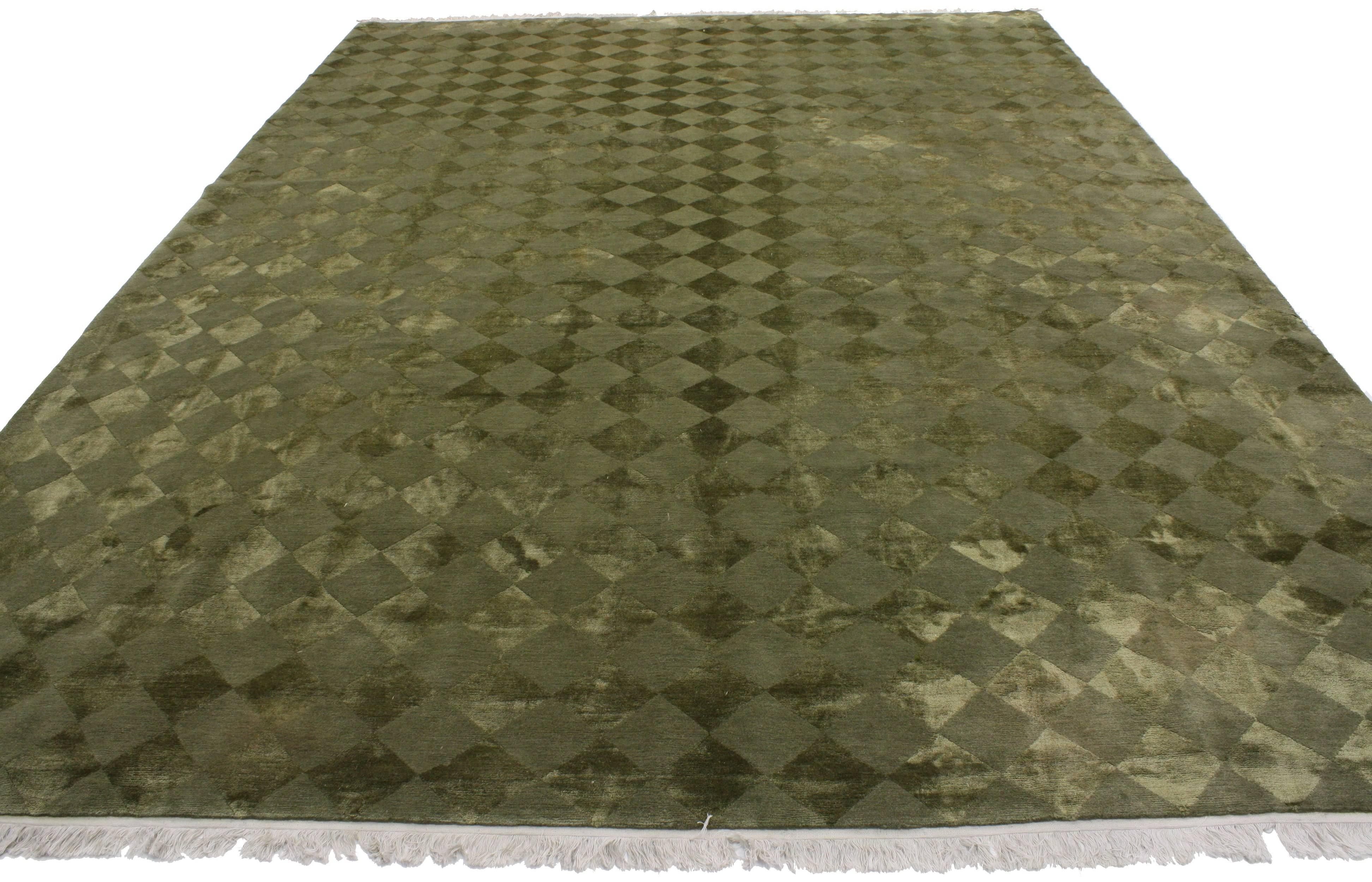 Tibetischer Teppich mit Diamant-Karo-Muster und Harlekin-Design (20. Jahrhundert) im Angebot