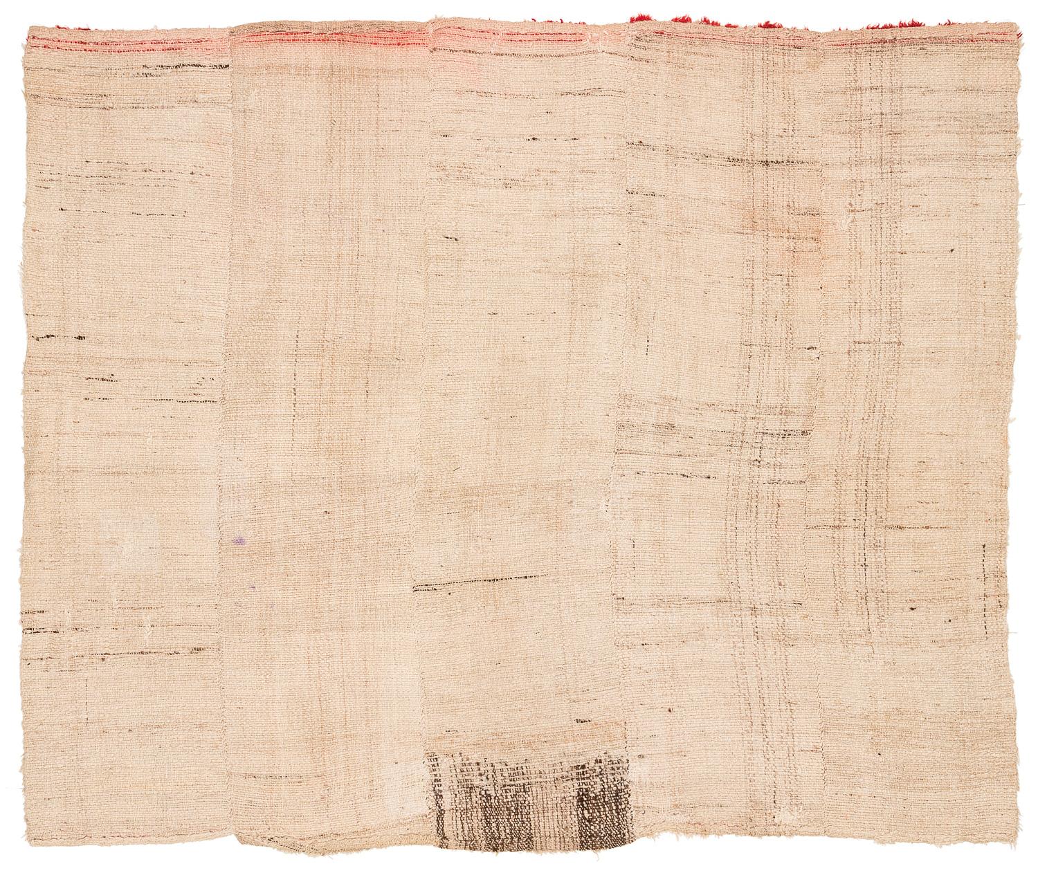 Vintage Tibetan White Wool Decke oder Teppich mit rotem Ende Panel 5'7'' x 4'8'' im Angebot 4