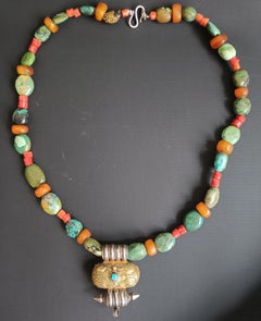 Vintage Tibetan Gau Box Necklace in Silver with 18K Gold Detail