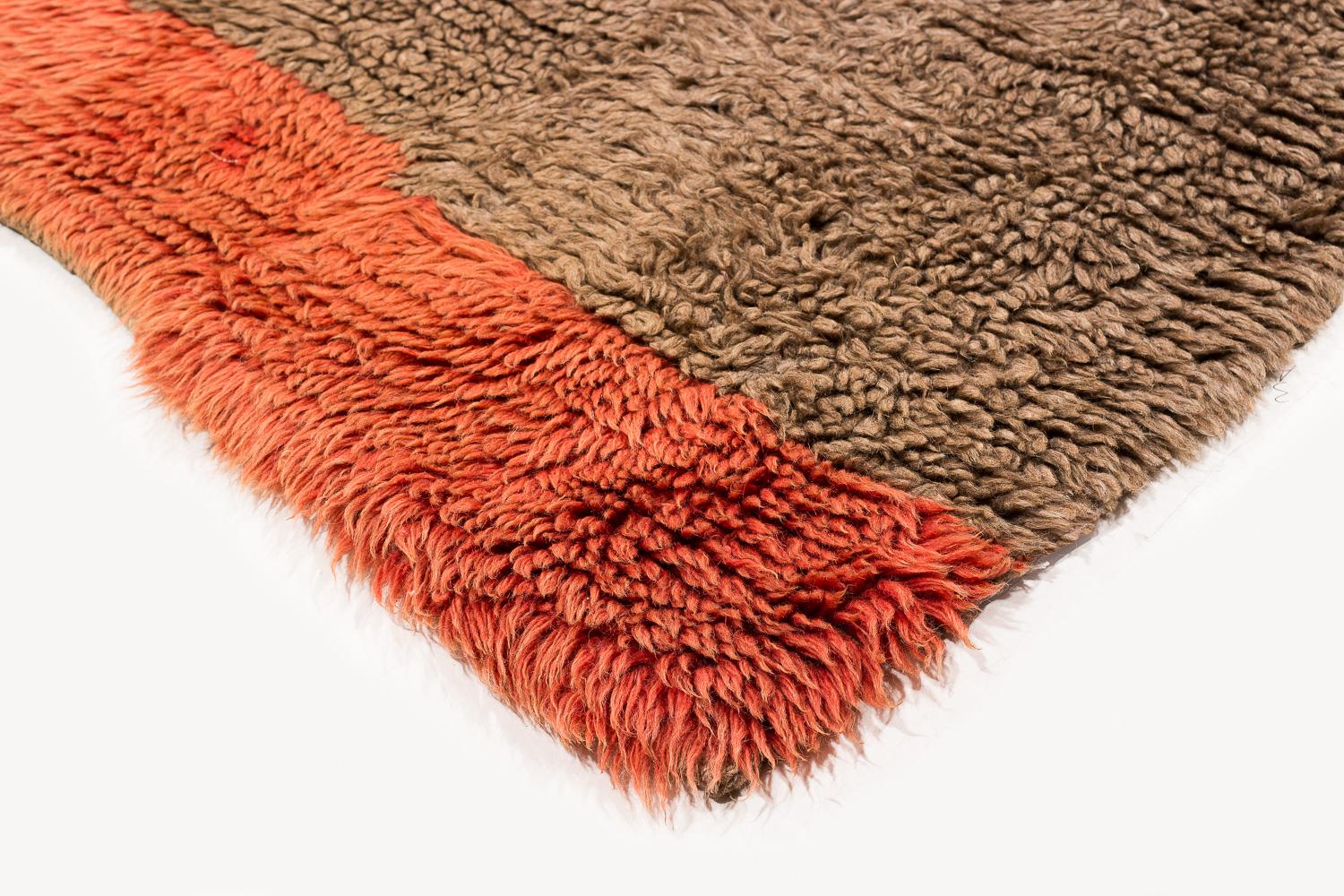 Laine Couverture ou tapis tibétain vintage en laine Brown avec panneau d'extrémité rouge 6'8