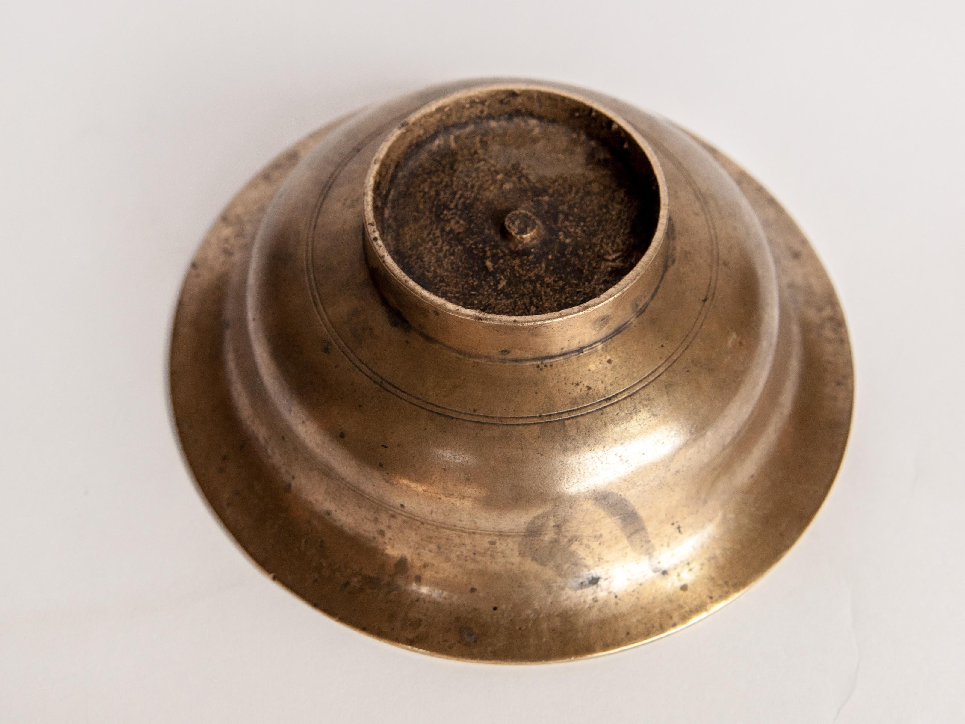 Vintage Tibetan / Nepali Tsampa Bowl, Bronze, Nepal, Early to Mid-20th Century 10
