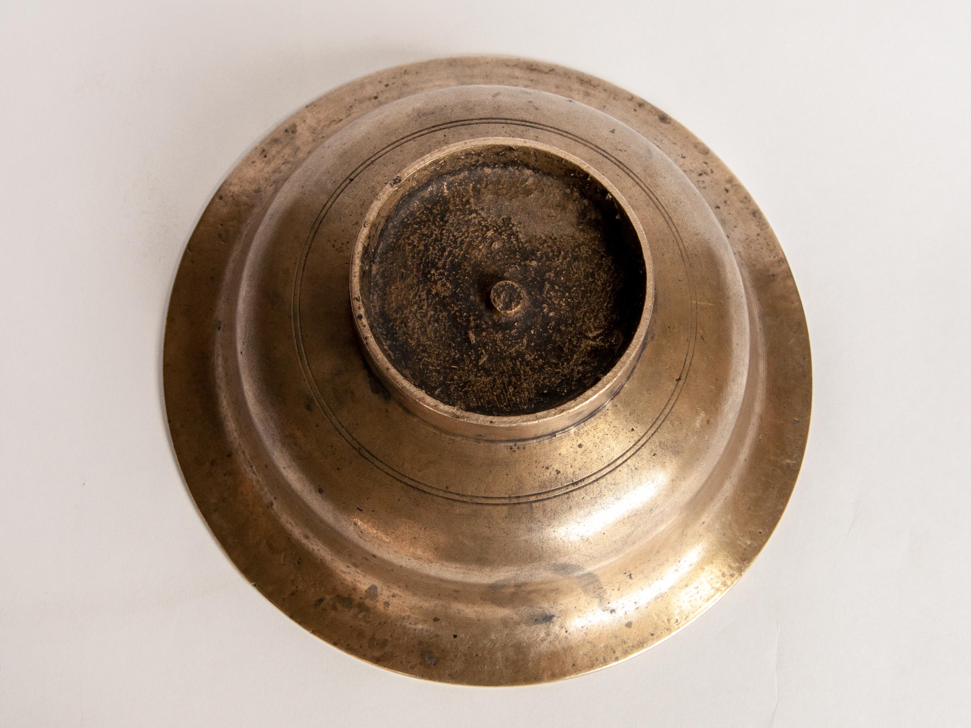 Vintage Tibetan / Nepali Tsampa Bowl, Bronze, Nepal, Early to Mid-20th Century 11
