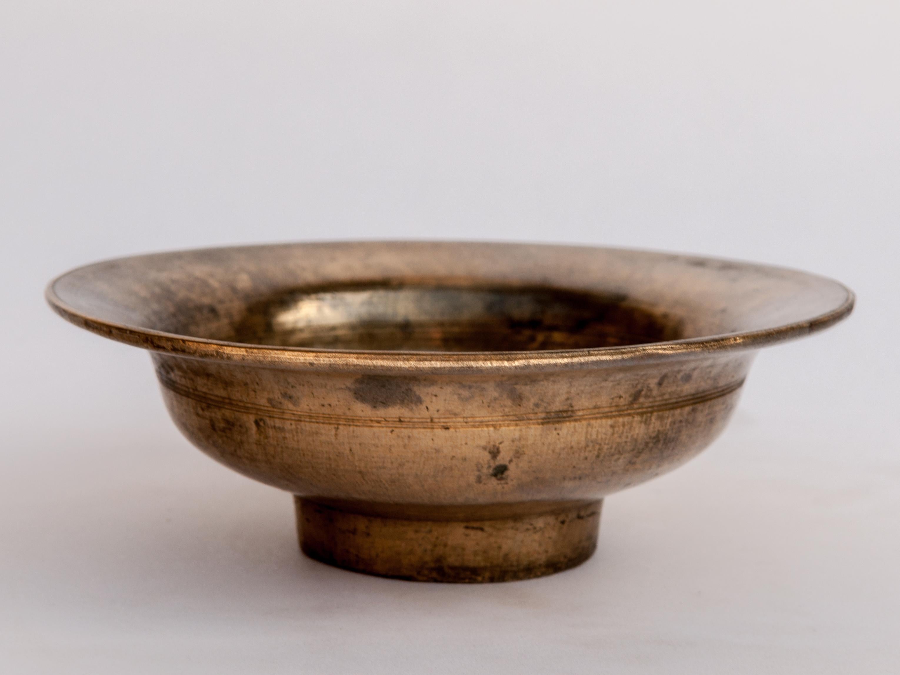 Nepalese Vintage Tibetan / Nepali Tsampa Bowl, Bronze, Nepal, Mid-20th Century