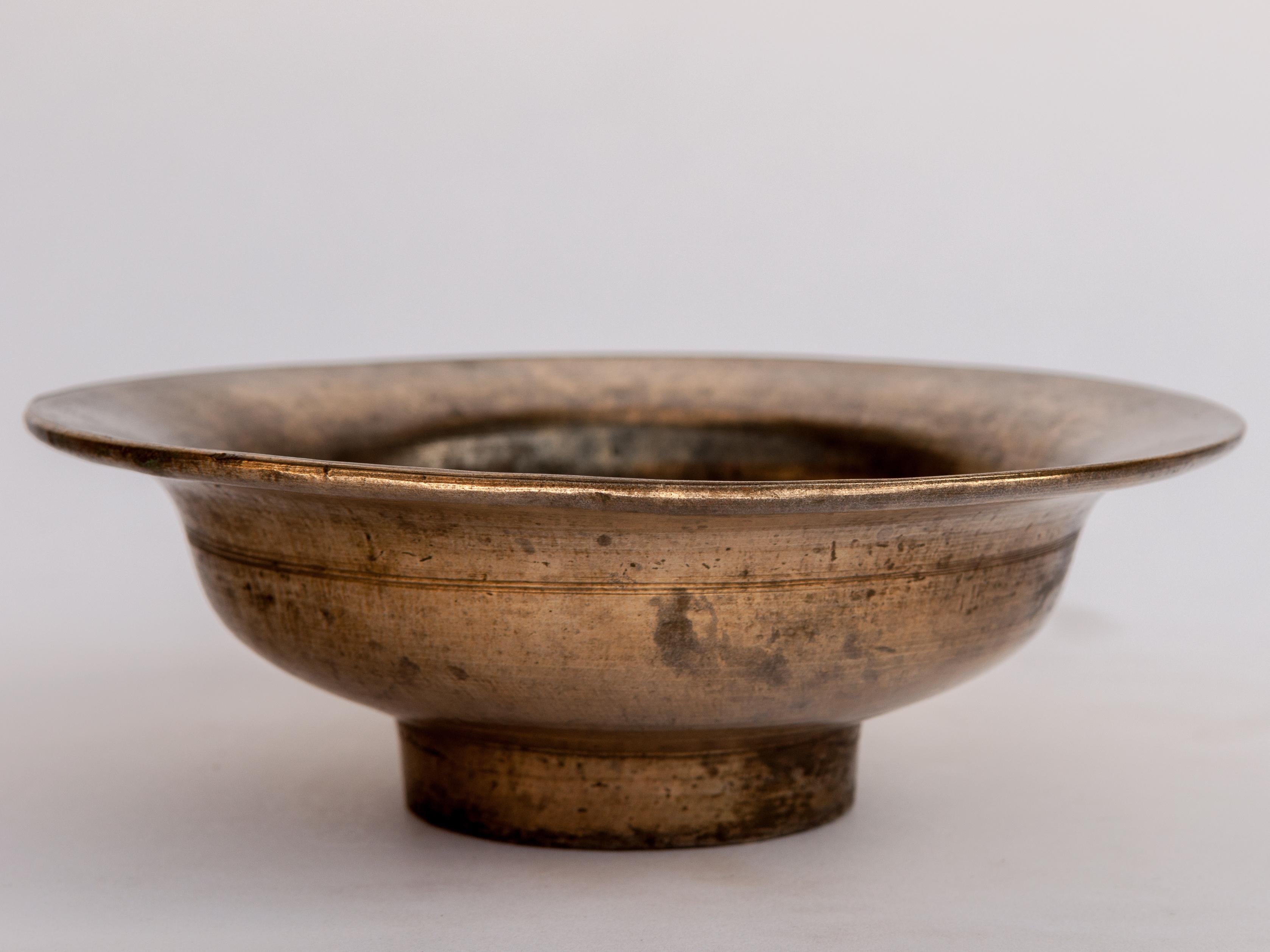 Vintage Tibetan / Nepali Tsampa Bowl, Bronze, Nepal, Mid-20th Century 2