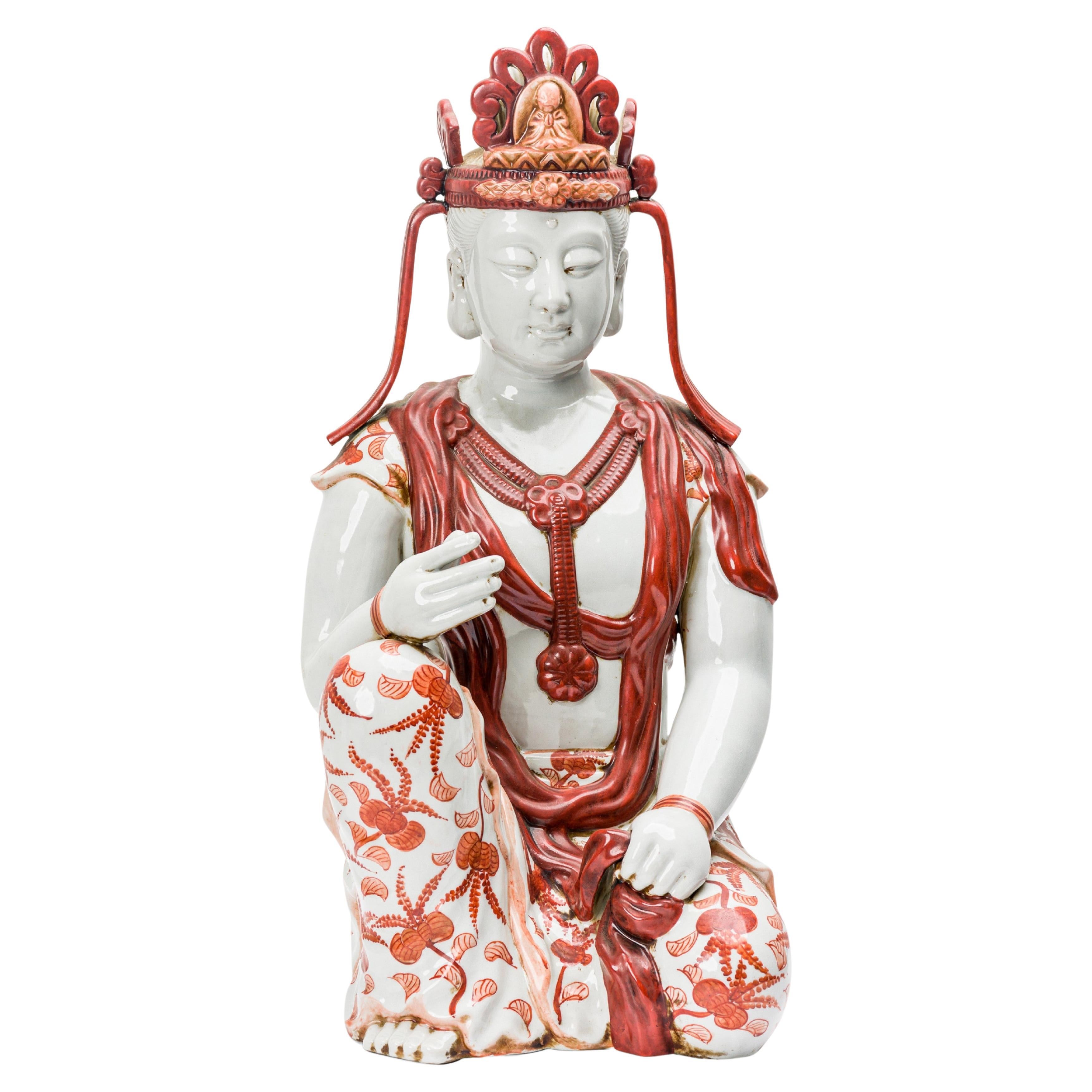 Tibetische Buddha-Statue aus orangefarbenem und weißem Porzellan im Angebot