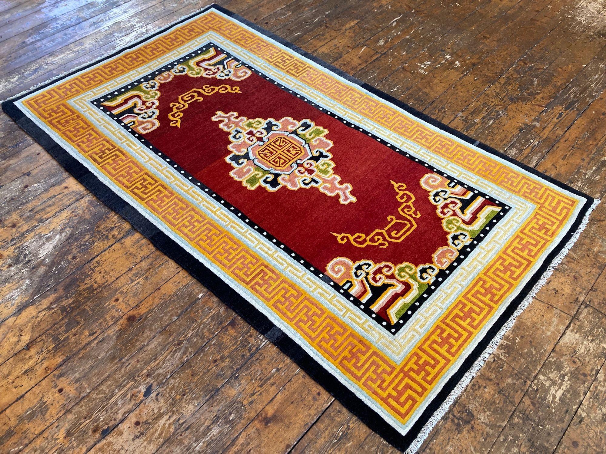 Lana Tappeto tibetano vintage 2,12 m x 1,24 m in vendita