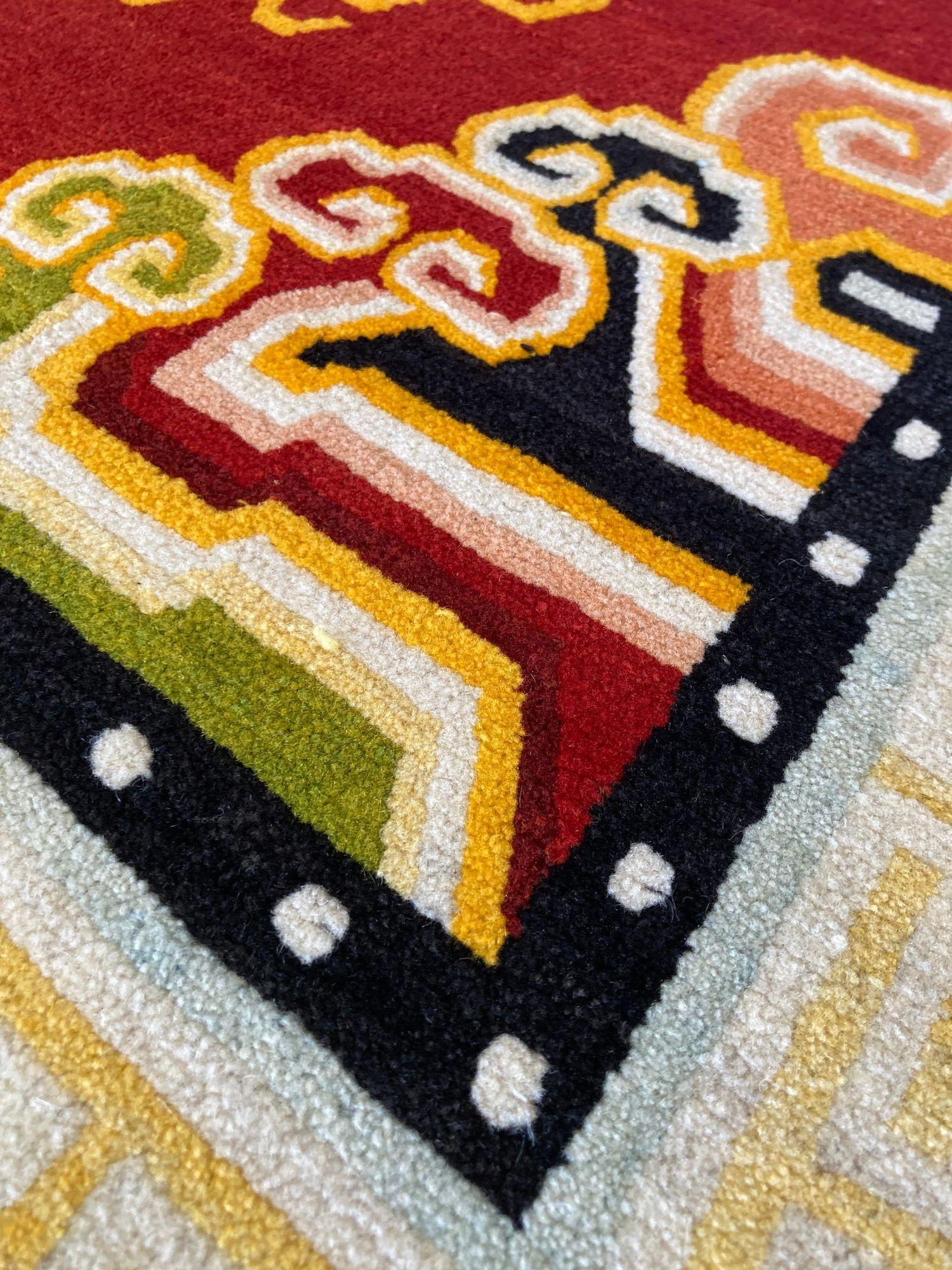 Tappeto tibetano vintage 2,12 m x 1,24 m in vendita 4