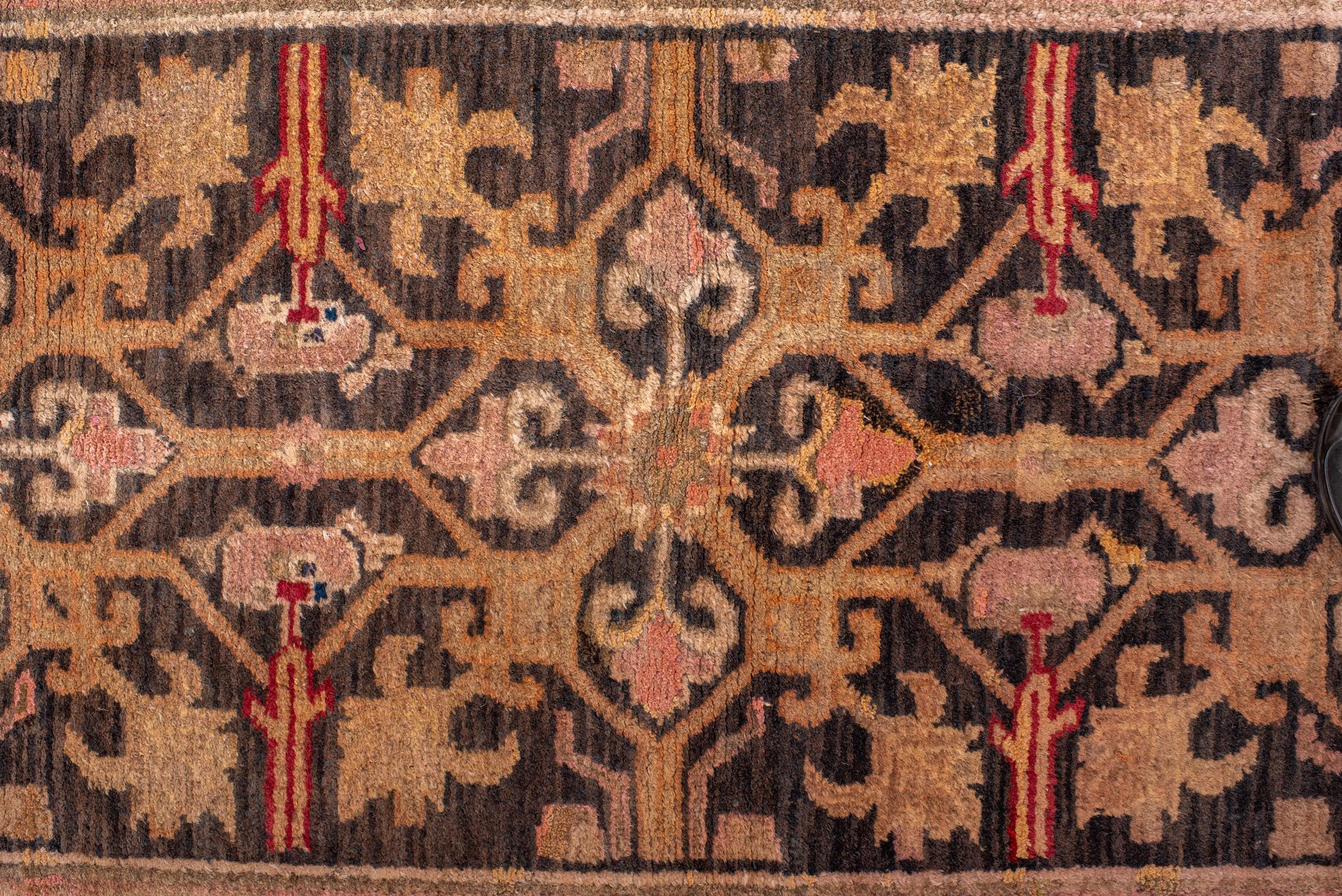 Annodato a mano Tappeto tibetano vintage con design persiano Herati in vendita